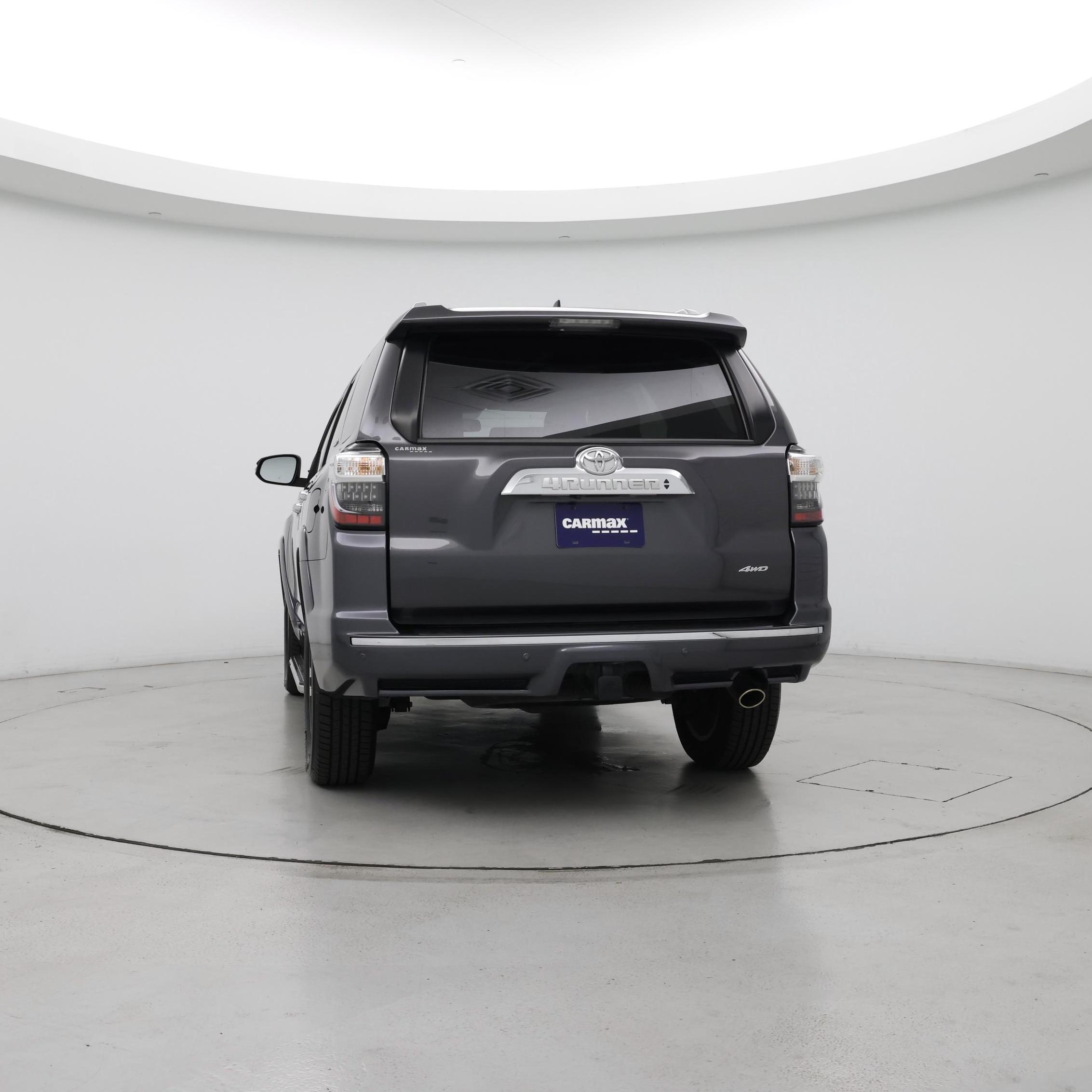 Thumbnail: 2016 Toyota 4Runner - 6