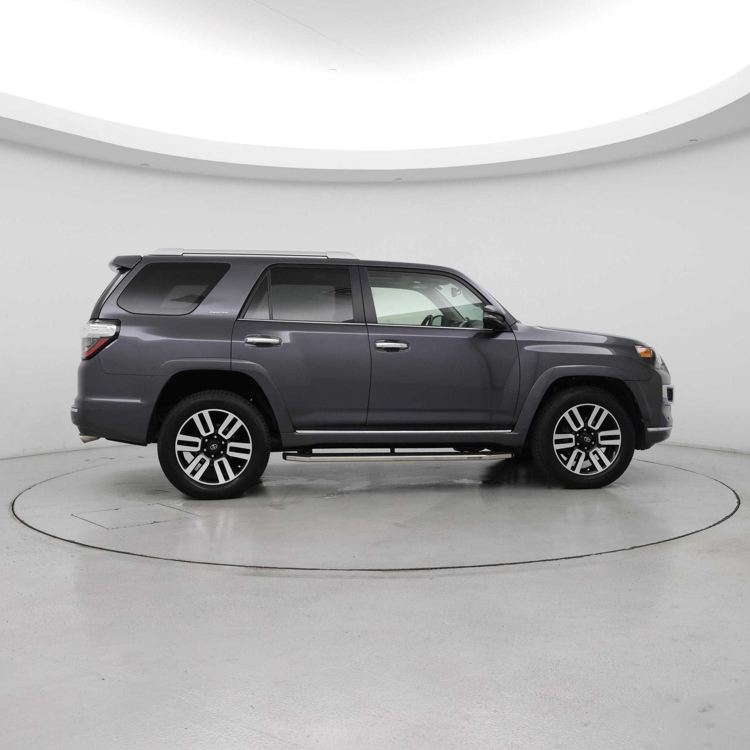 Thumbnail: 2016 Toyota 4Runner - 7