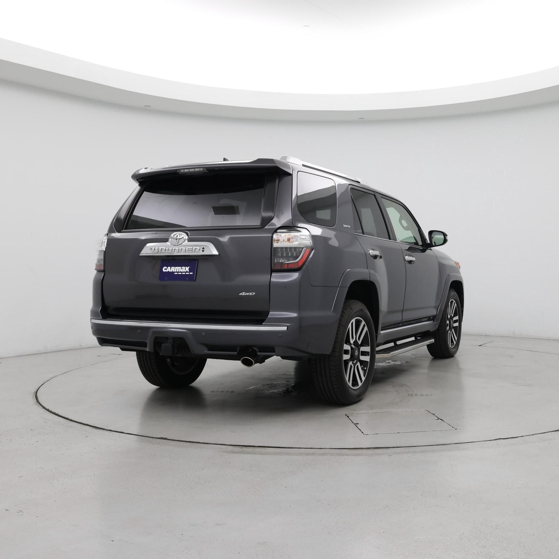 Thumbnail: 2016 Toyota 4Runner - 8