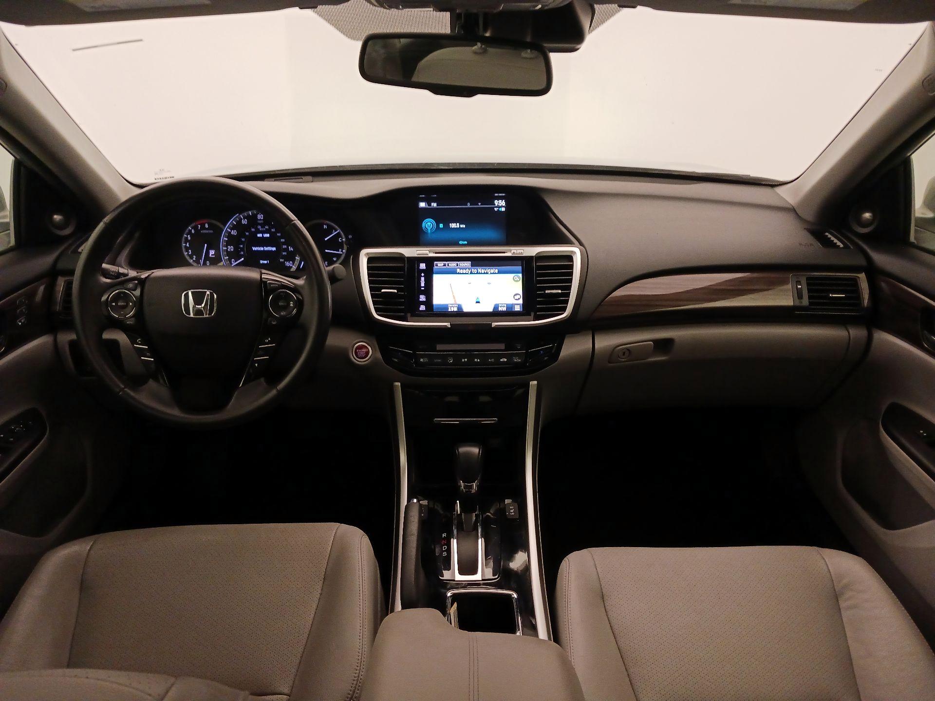 Thumbnail: 2017 Honda Accord - 8