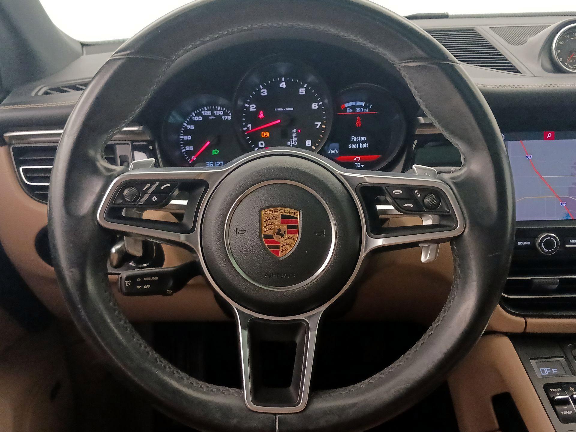 Thumbnail: 2019 Porsche Macan - 10
