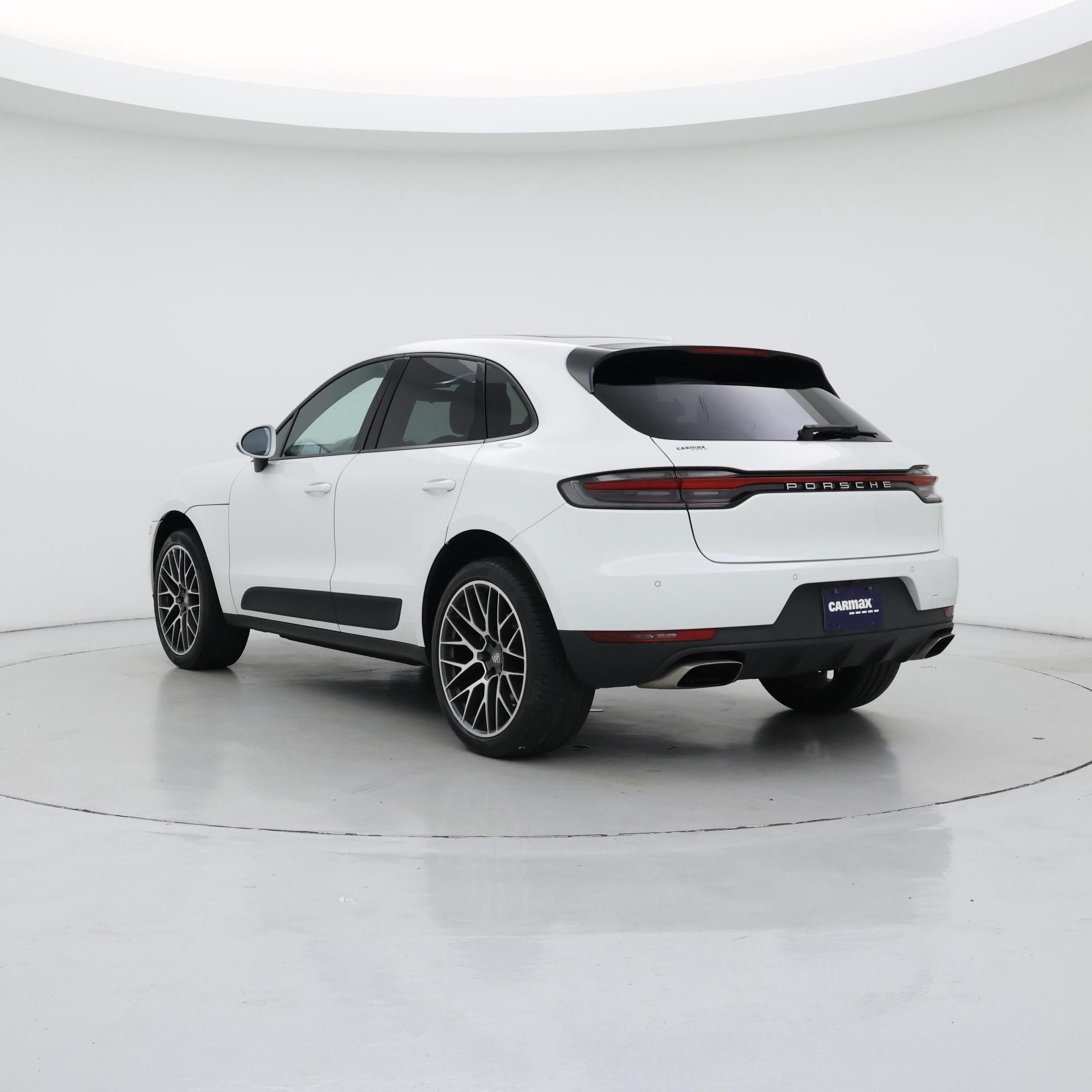 Thumbnail: 2019 Porsche Macan - 2