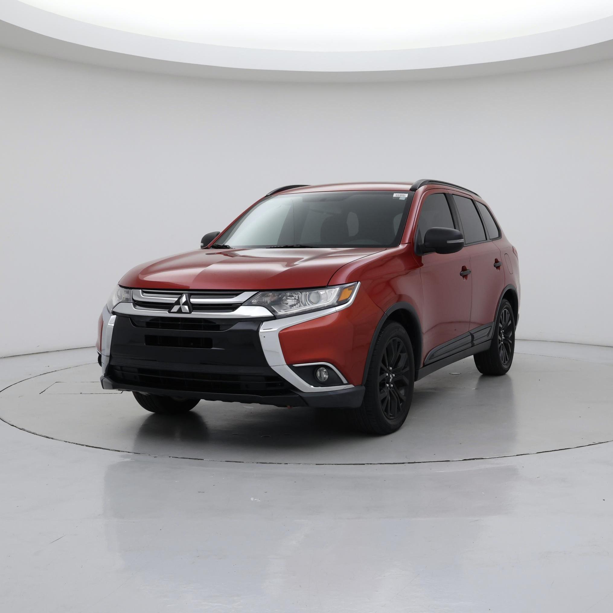Thumbnail: 2018 Mitsubishi Outlander - 4