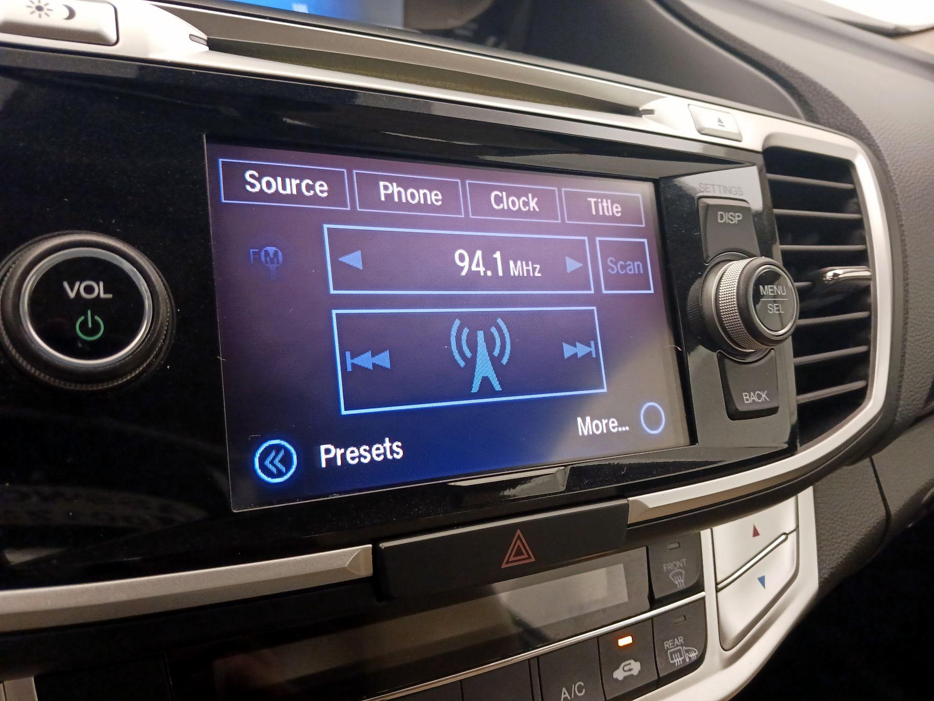 Thumbnail: 2015 Honda Accord - 13