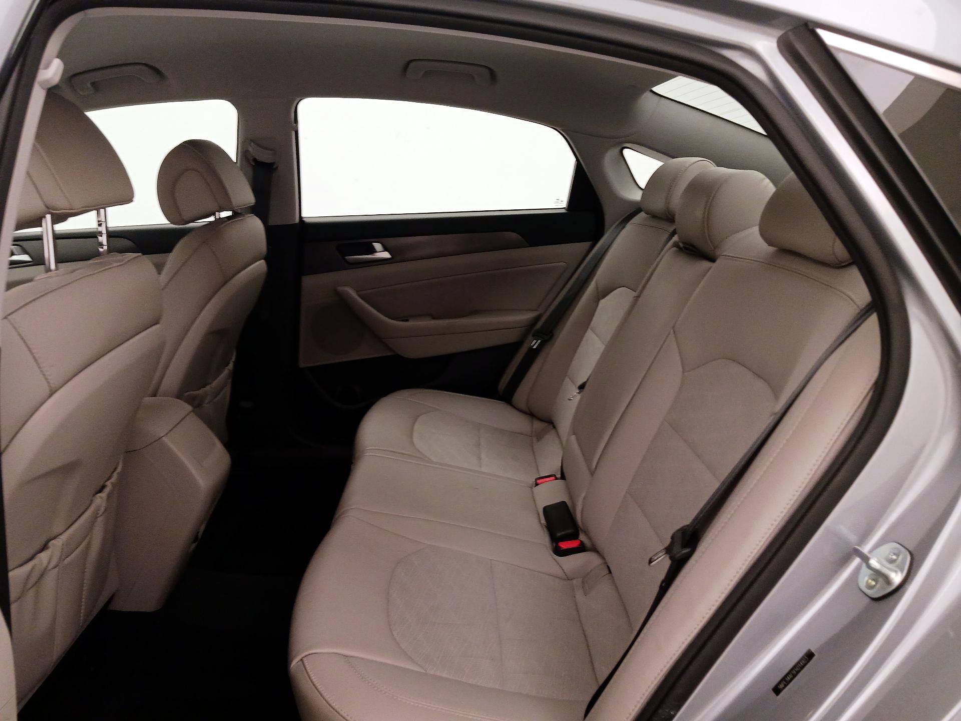 Thumbnail: 2015 Hyundai Sonata - 20