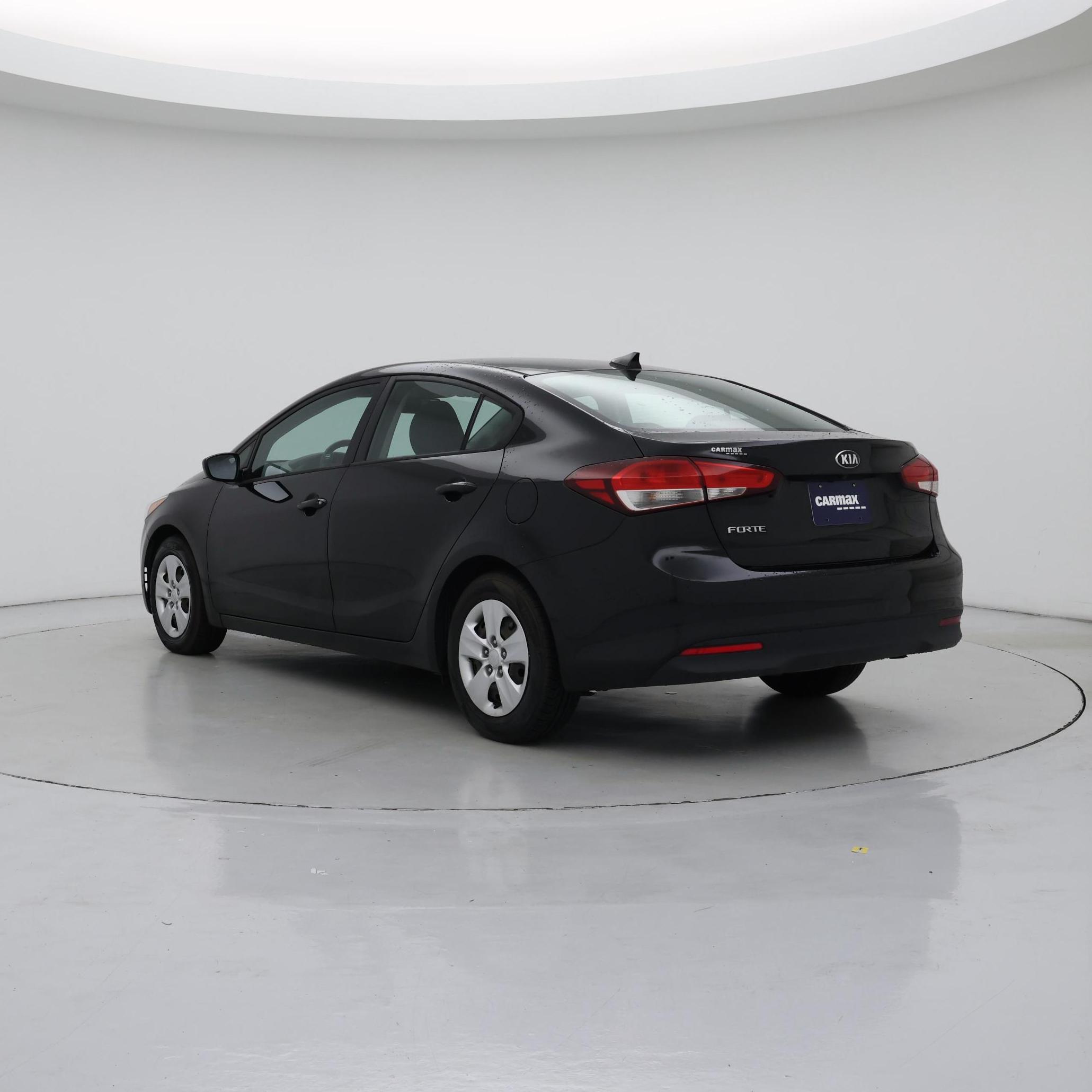 Thumbnail: 2018 Kia Forte - 2