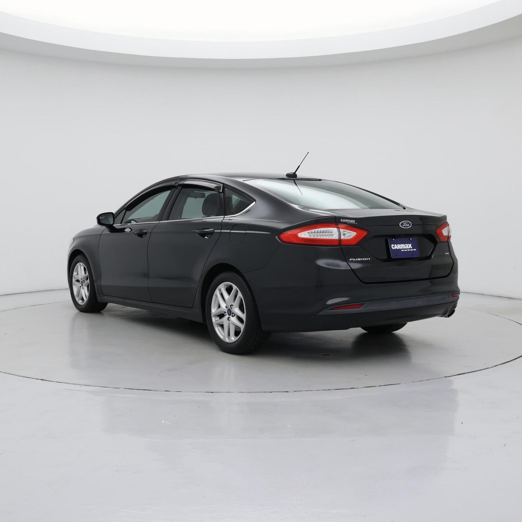 Thumbnail: 2015 Ford Fusion - 2