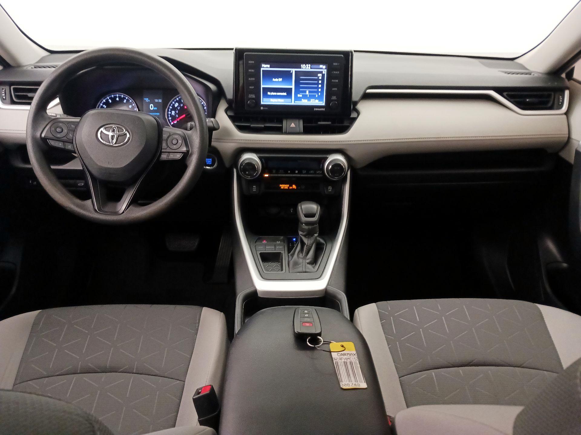 Thumbnail: 2021 Toyota RAV4 - 9