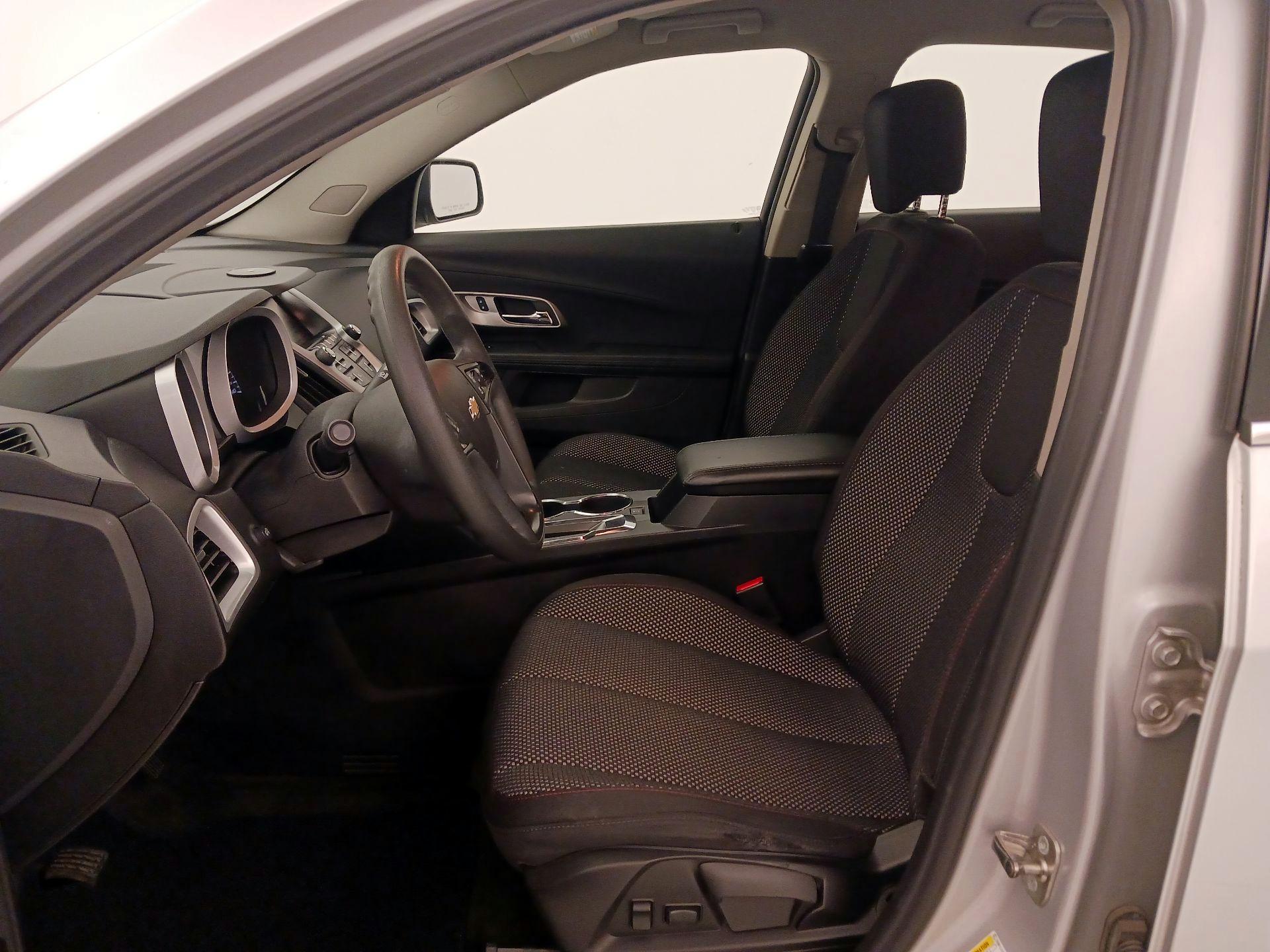 Thumbnail: 2017 Chevrolet Equinox - 11