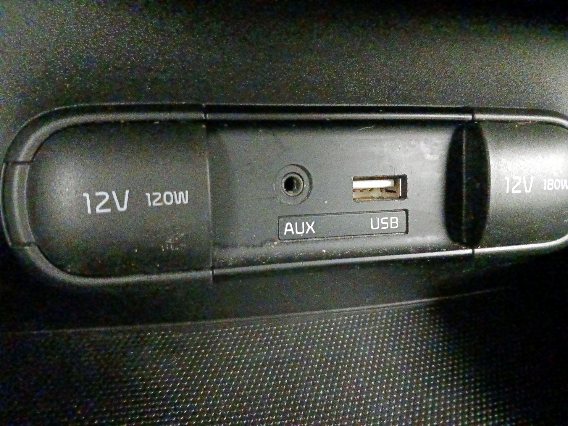 Thumbnail: 2016 Kia Soul - 16