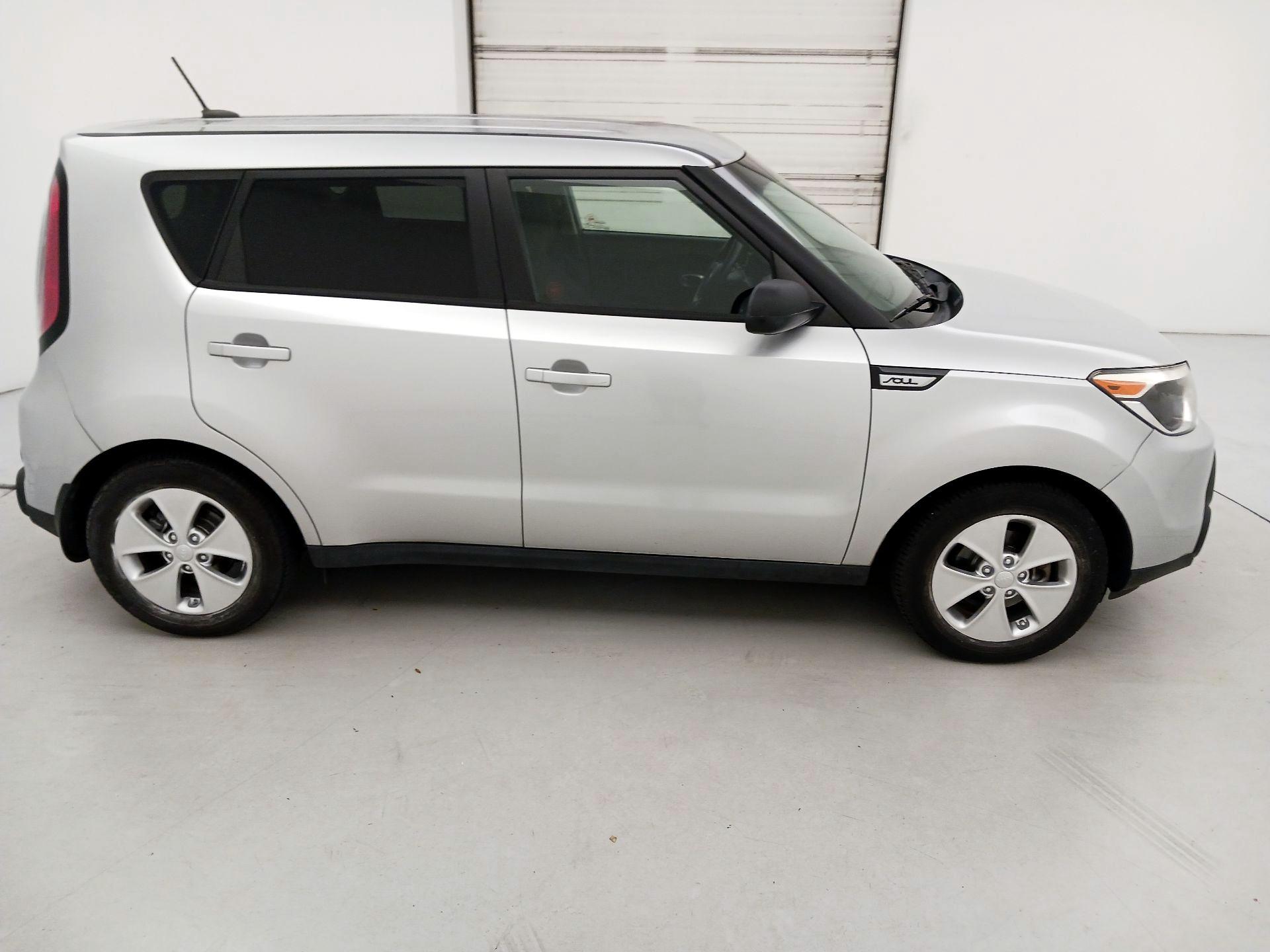 Thumbnail: 2016 Kia Soul - 4