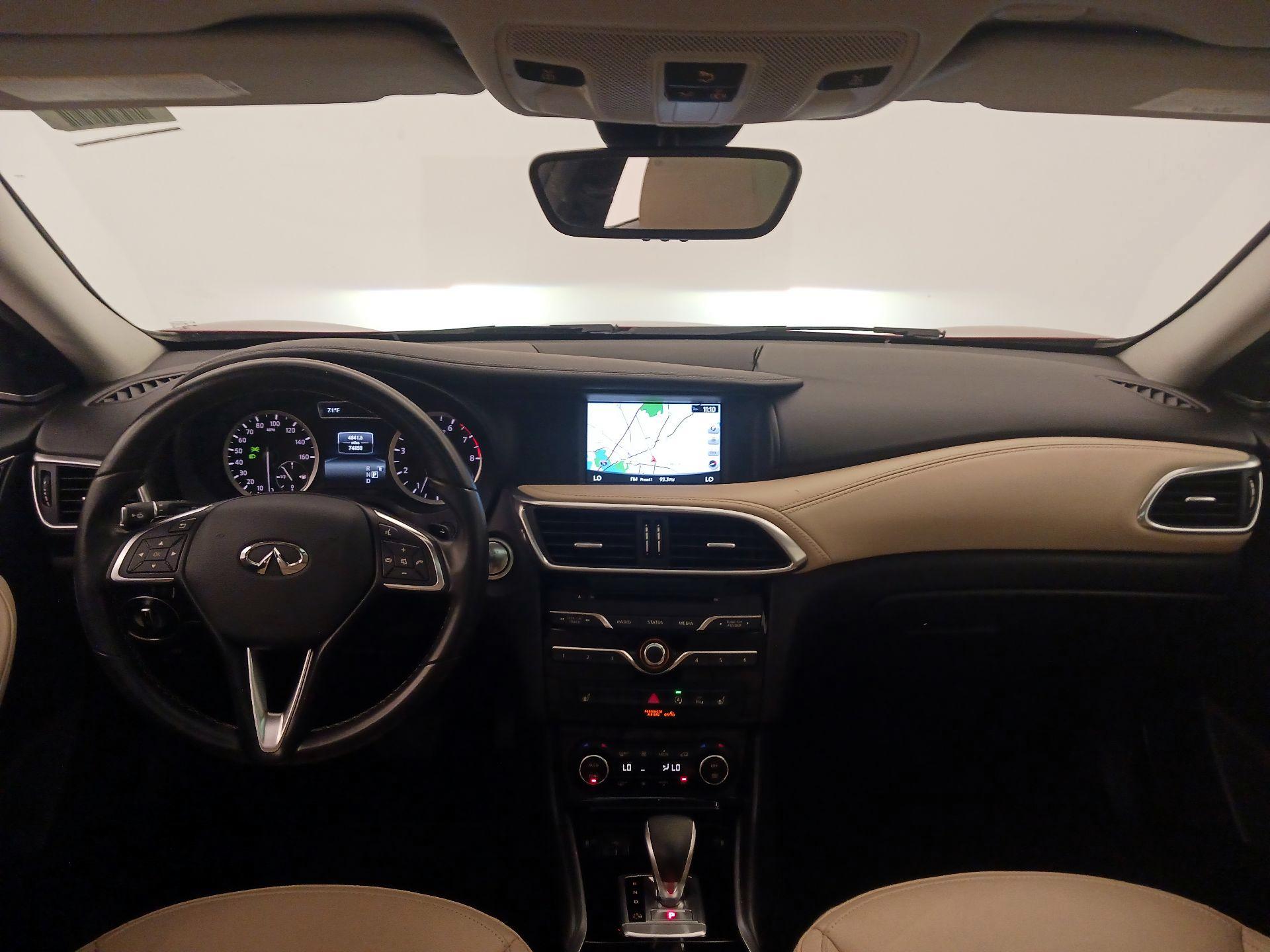 Thumbnail: 2019 INFINITI QX30 - 9