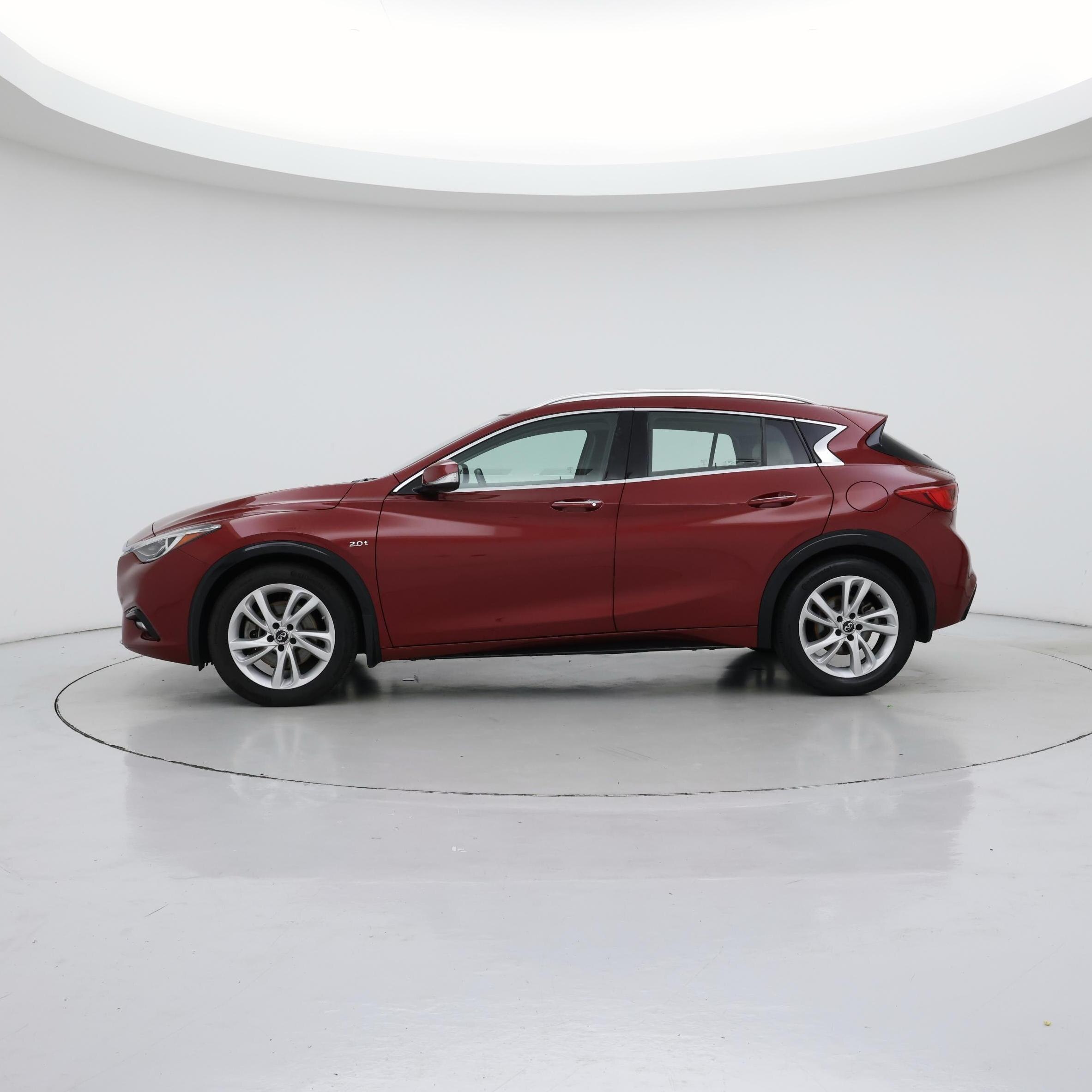 Thumbnail: 2019 INFINITI QX30 - 3