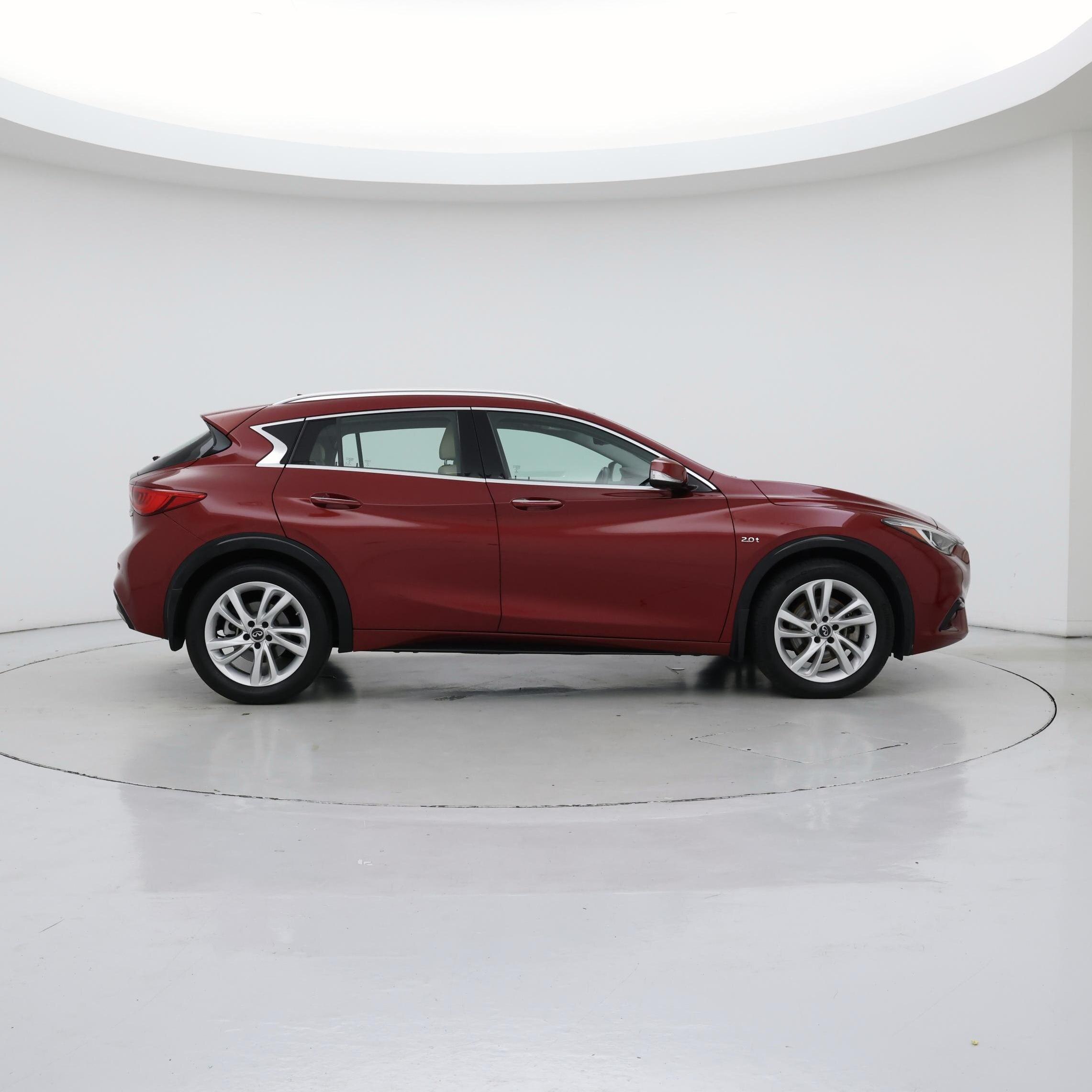 Thumbnail: 2019 INFINITI QX30 - 7