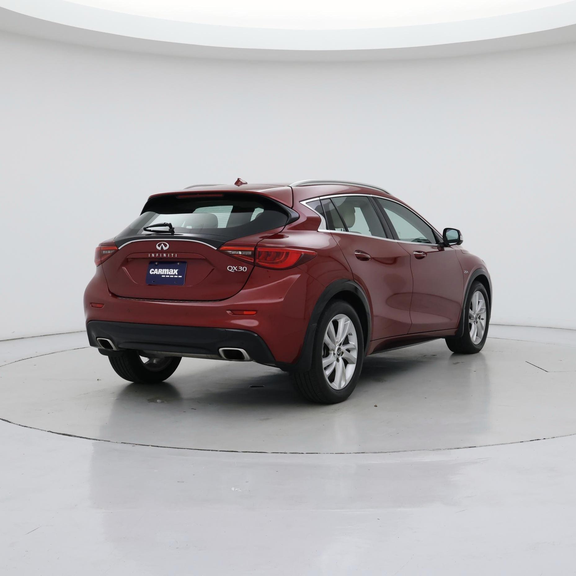 Thumbnail: 2019 INFINITI QX30 - 8