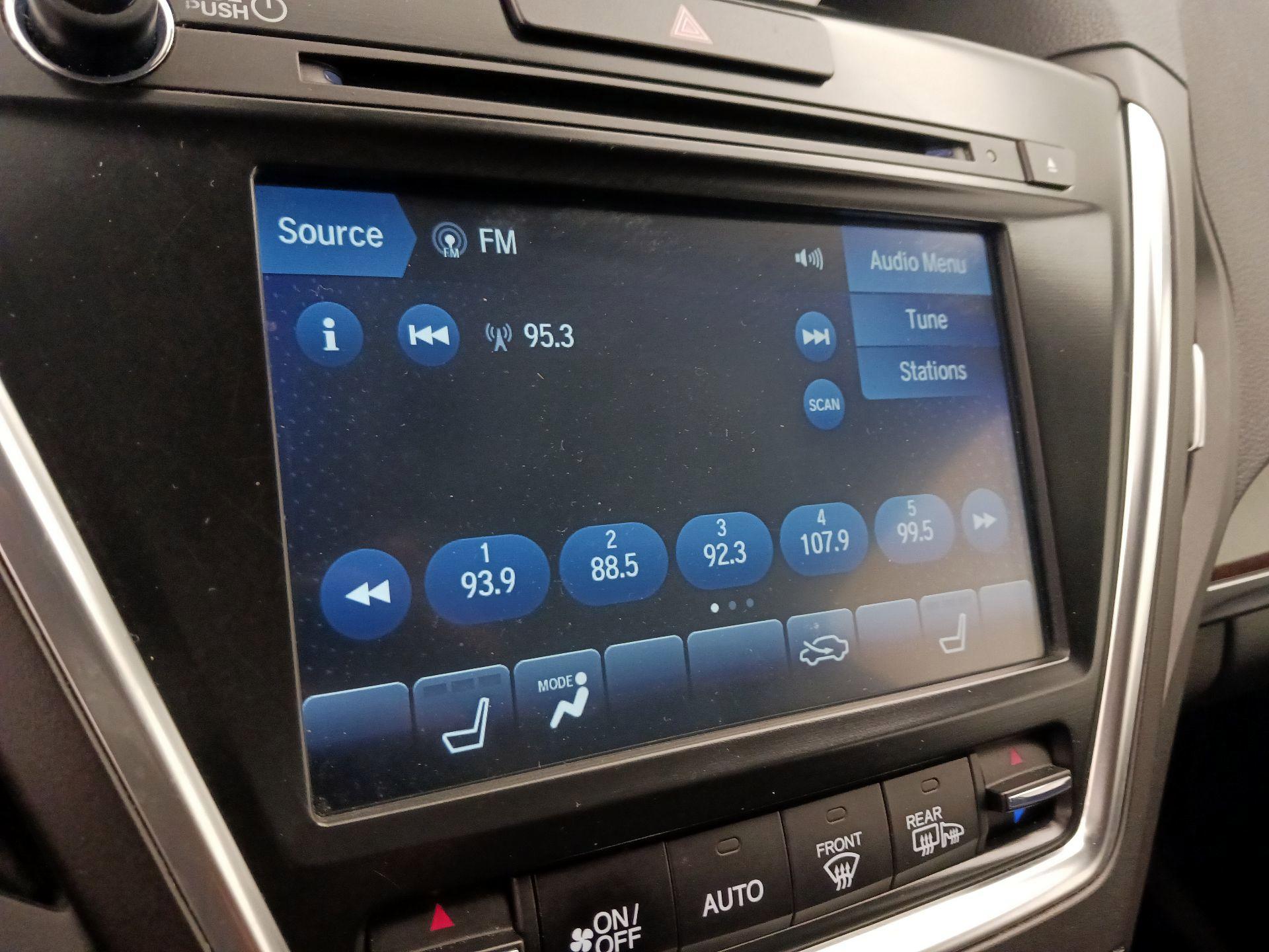 Thumbnail: 2020 Acura MDX - 15