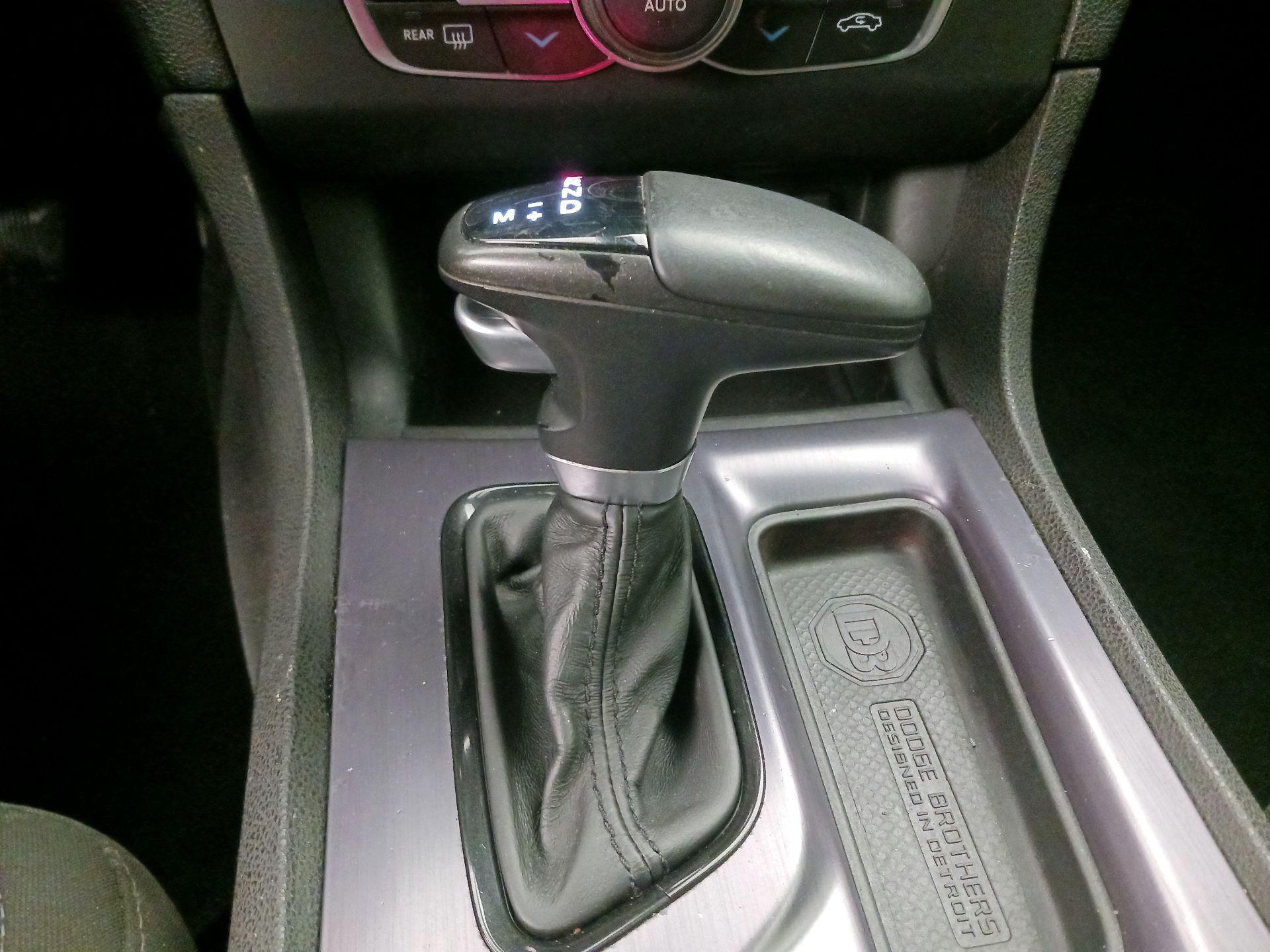 Thumbnail: 2018 Dodge Charger - 17