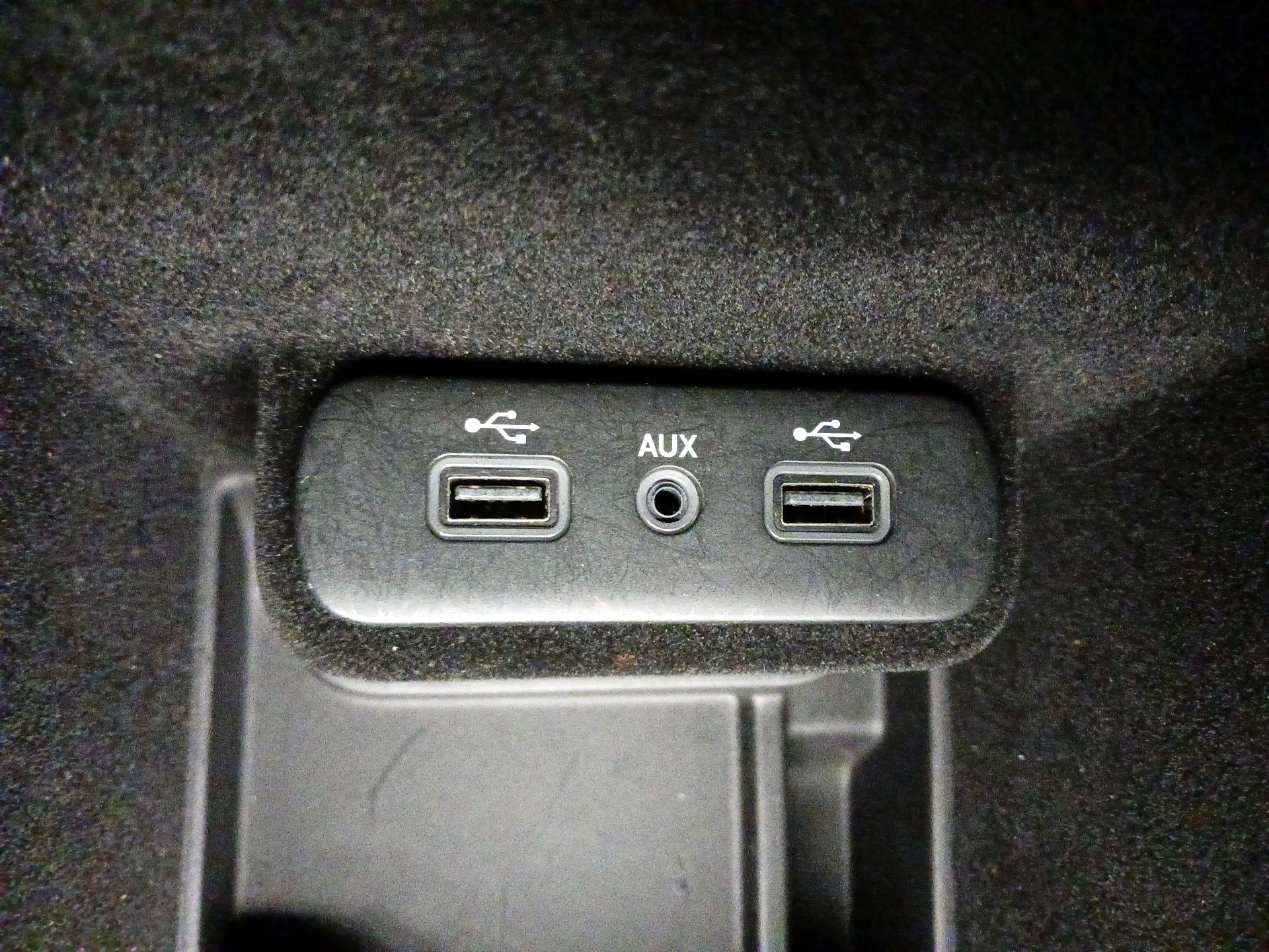 Thumbnail: 2018 Dodge Charger - 18