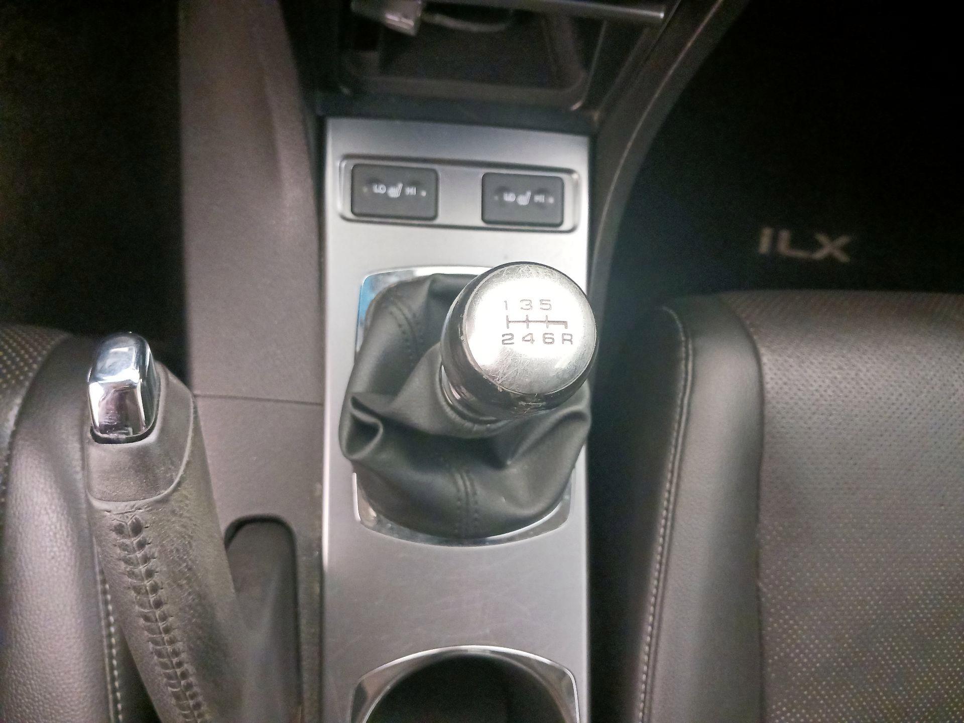 Thumbnail: 2013 Acura ILX - 15