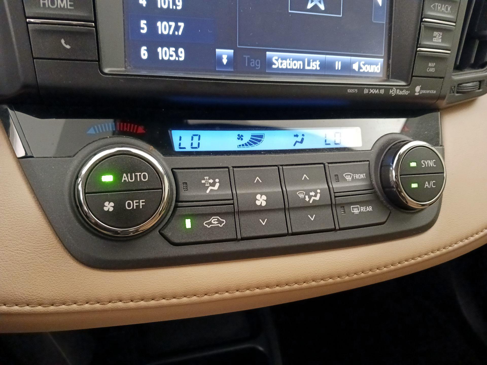 Thumbnail: 2016 Toyota RAV4 - 16