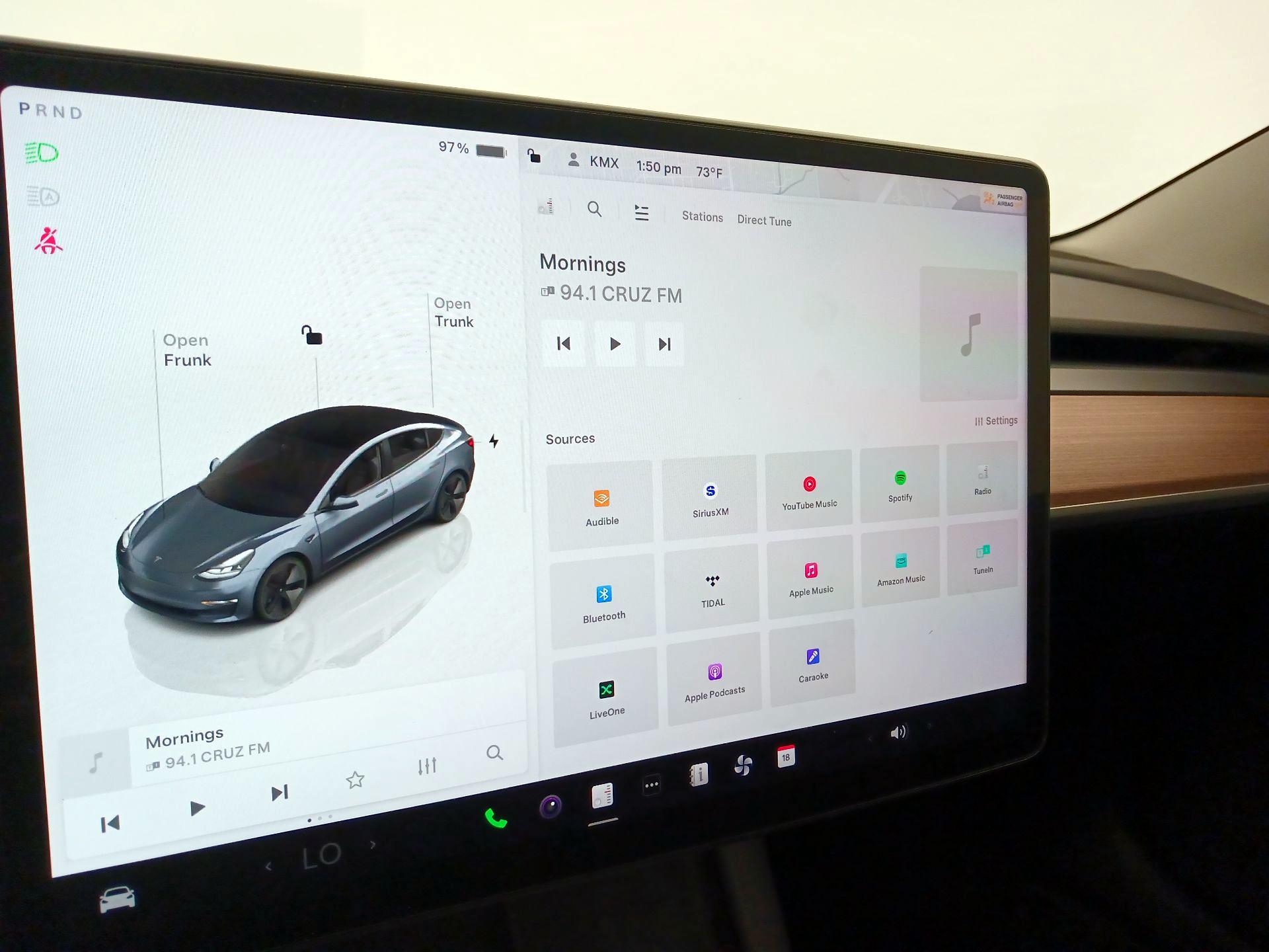 Thumbnail: 2023 Tesla Model 3 - 15