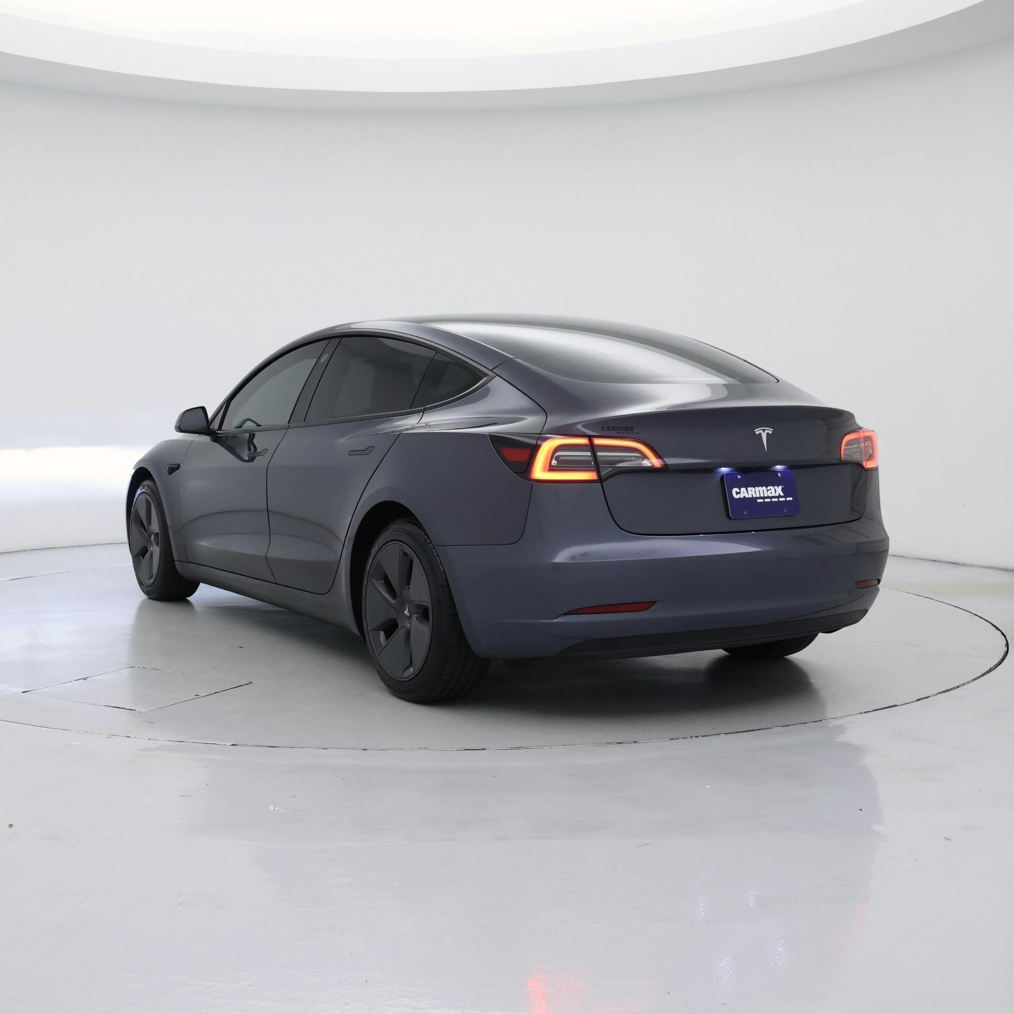 Thumbnail: 2023 Tesla Model 3 - 2