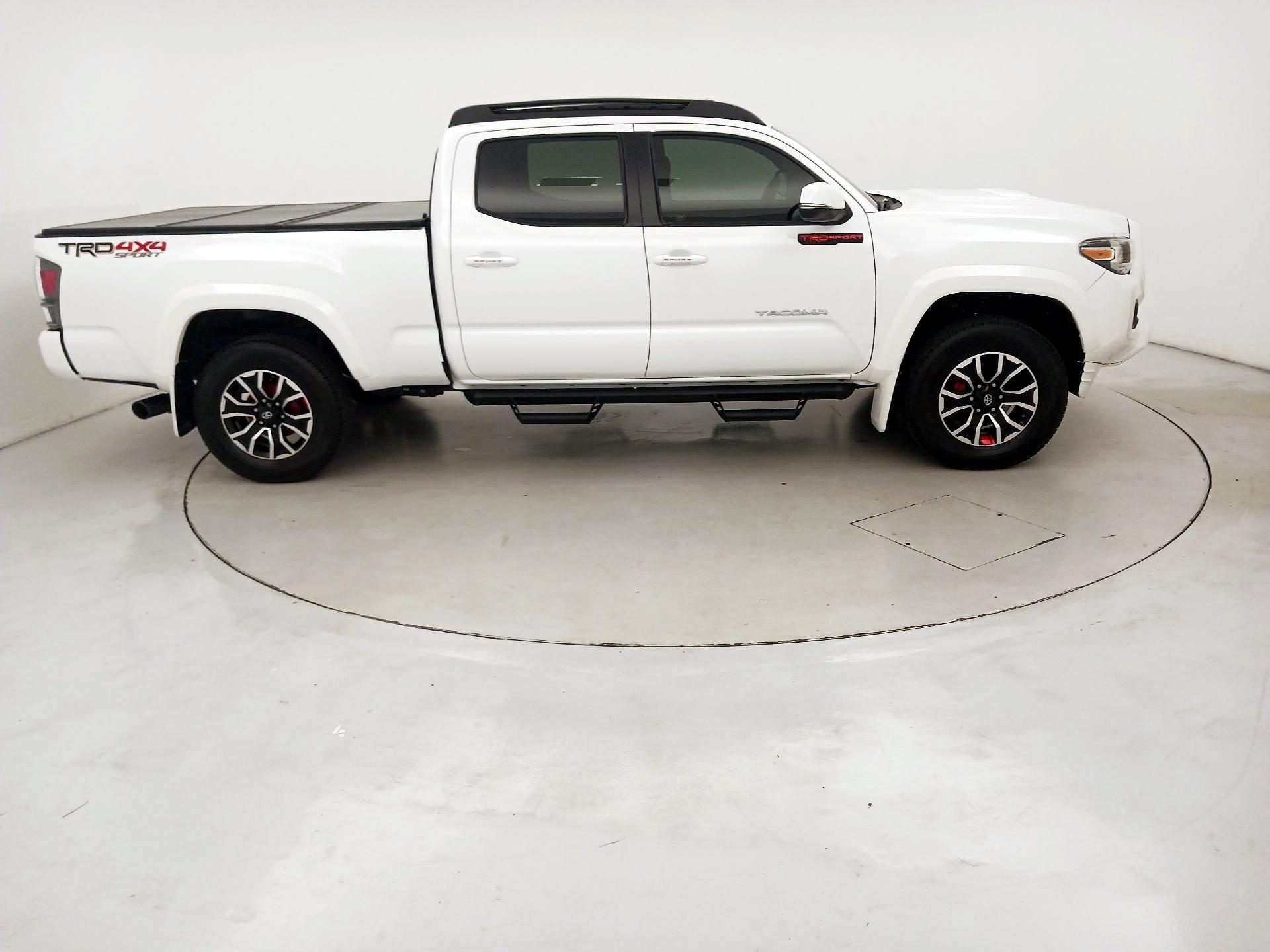 Thumbnail: 2020 Toyota Tacoma - 4