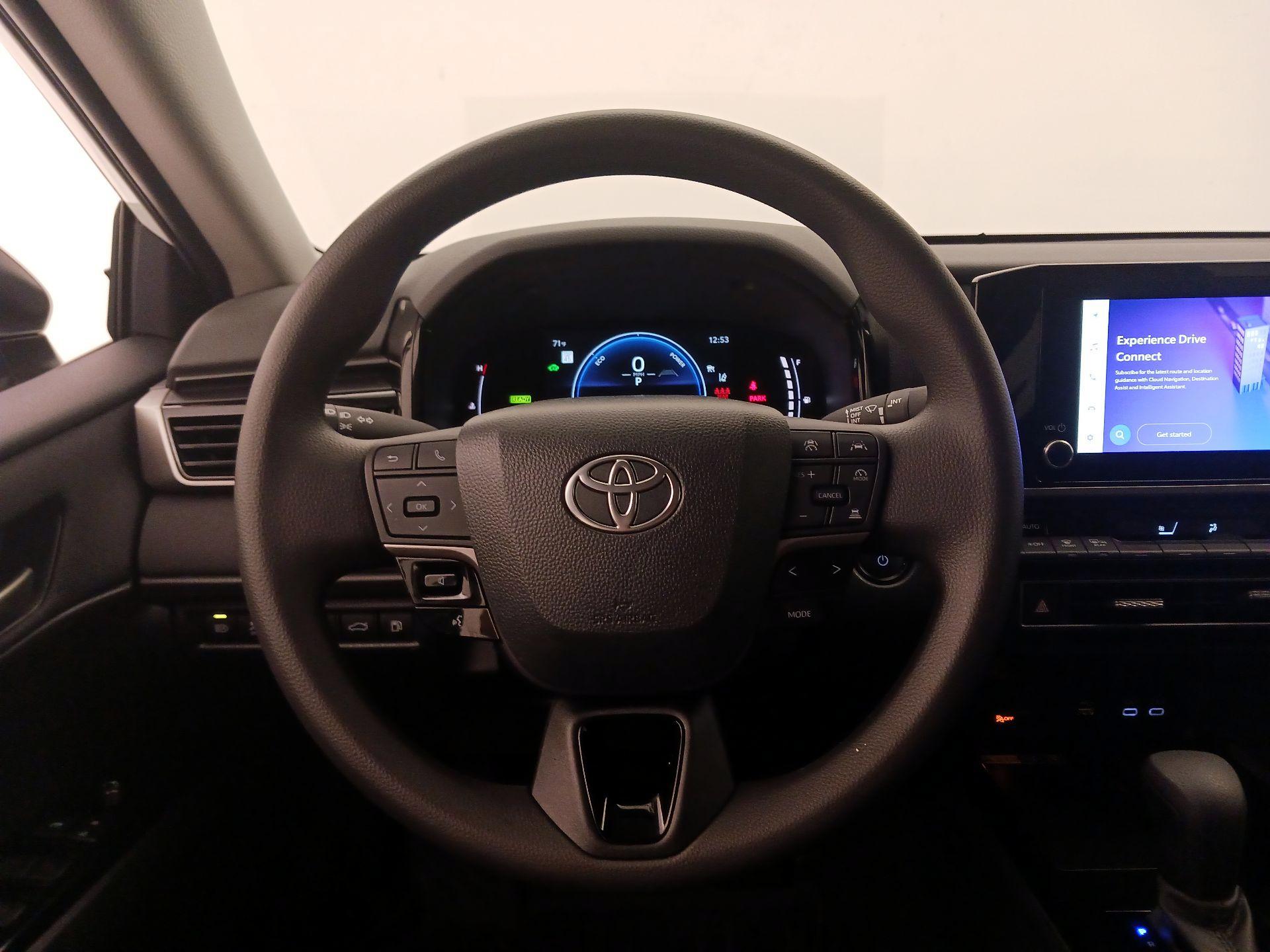 Thumbnail: 2025 Toyota Camry - 10