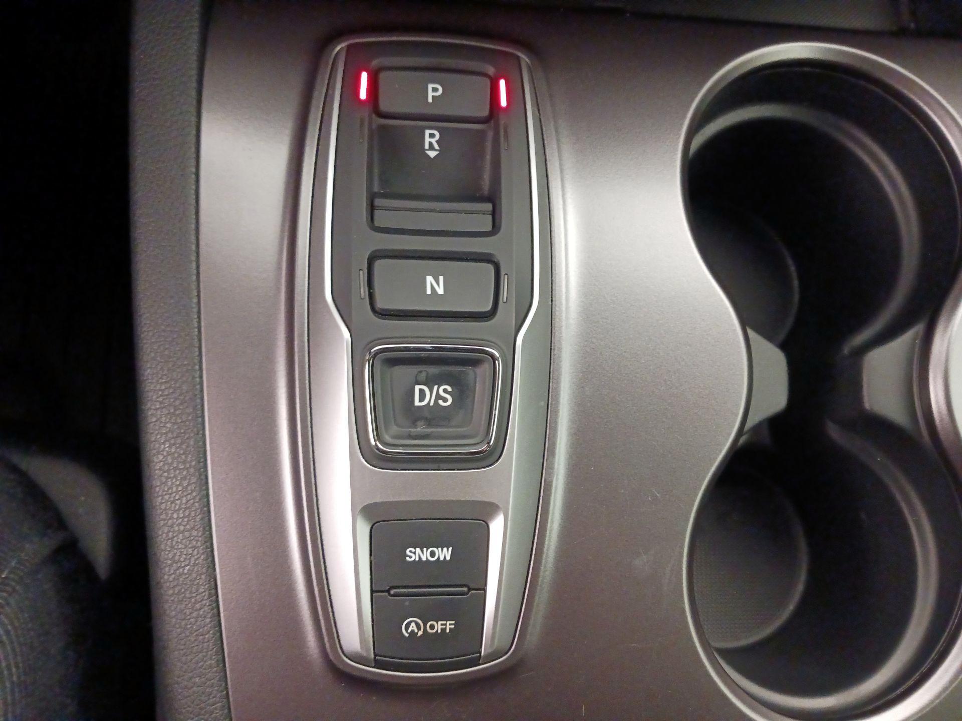 Thumbnail: 2022 Honda Pilot - 17
