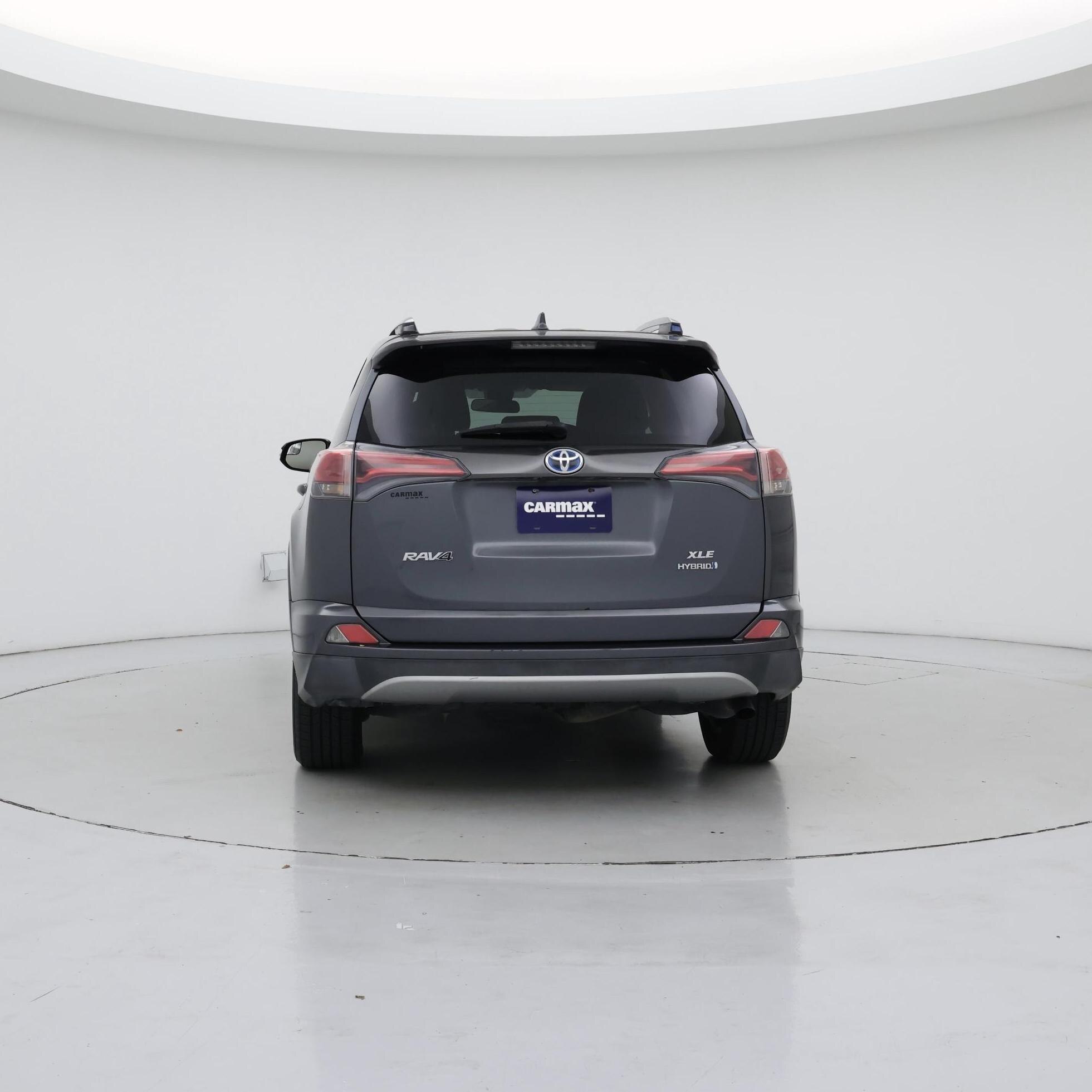 Thumbnail: 2017 Toyota RAV4 - 6
