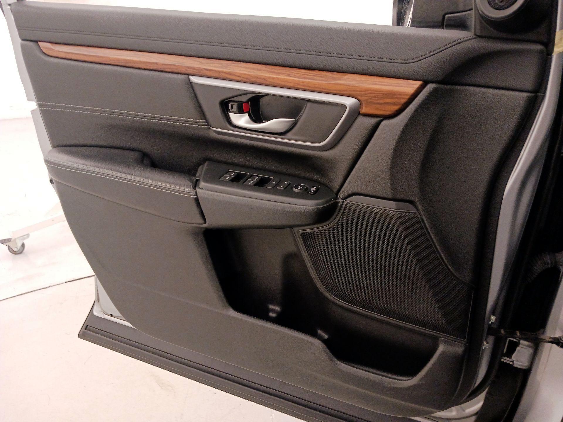 Thumbnail: 2017 Honda CR-V - 12