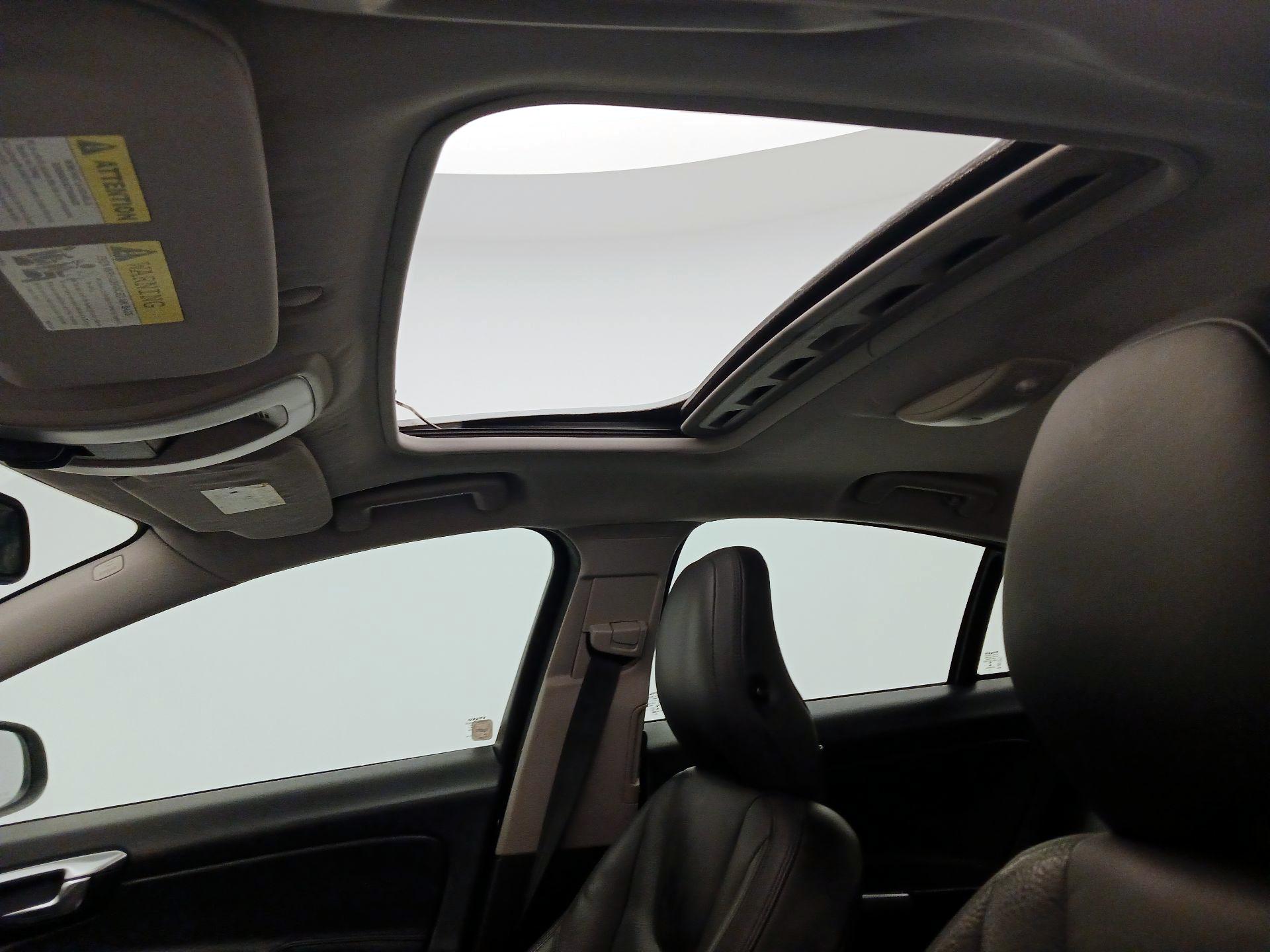 Thumbnail: 2014 Volvo S60 - 18