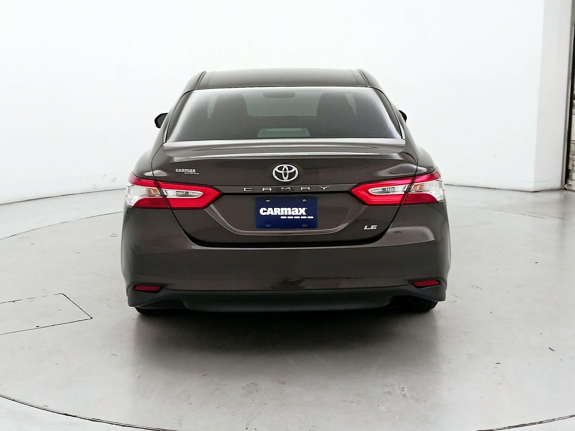Thumbnail: 2018 Toyota Camry - 6