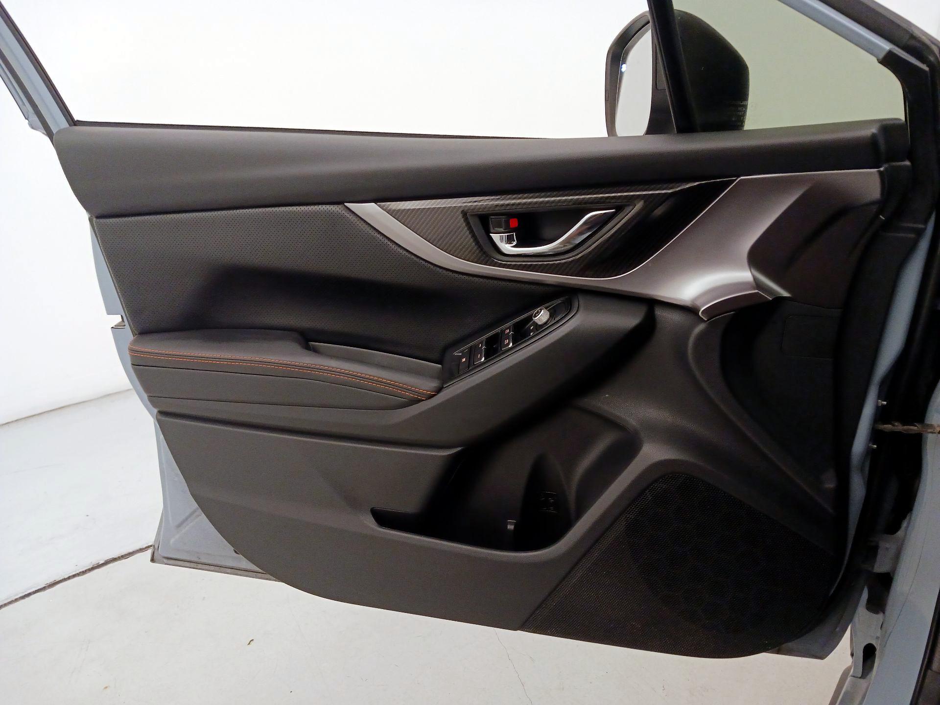 Thumbnail: 2019 Subaru Crosstrek - 10
