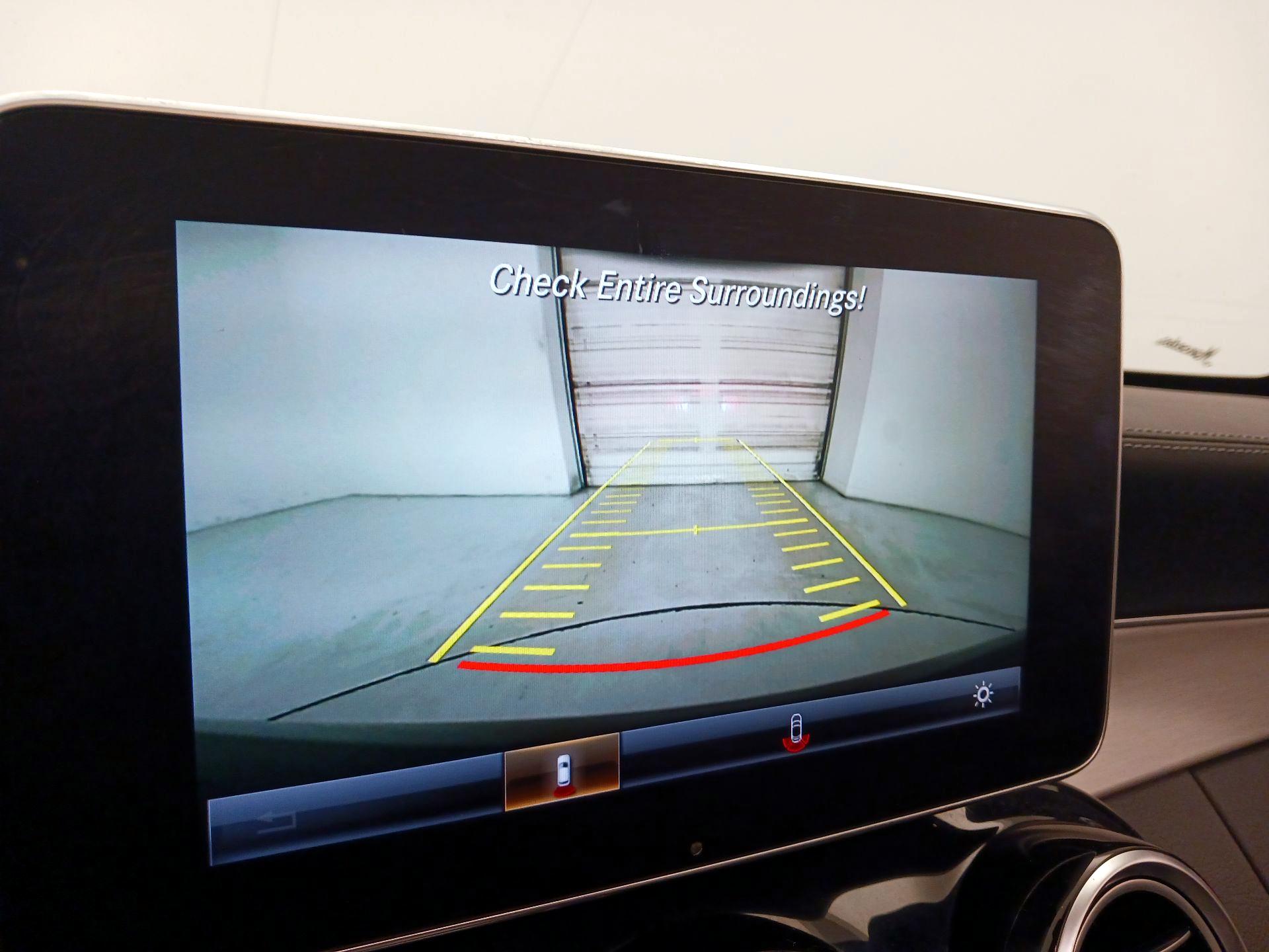 Thumbnail: 2017 Mercedes-Benz C-Class - 15