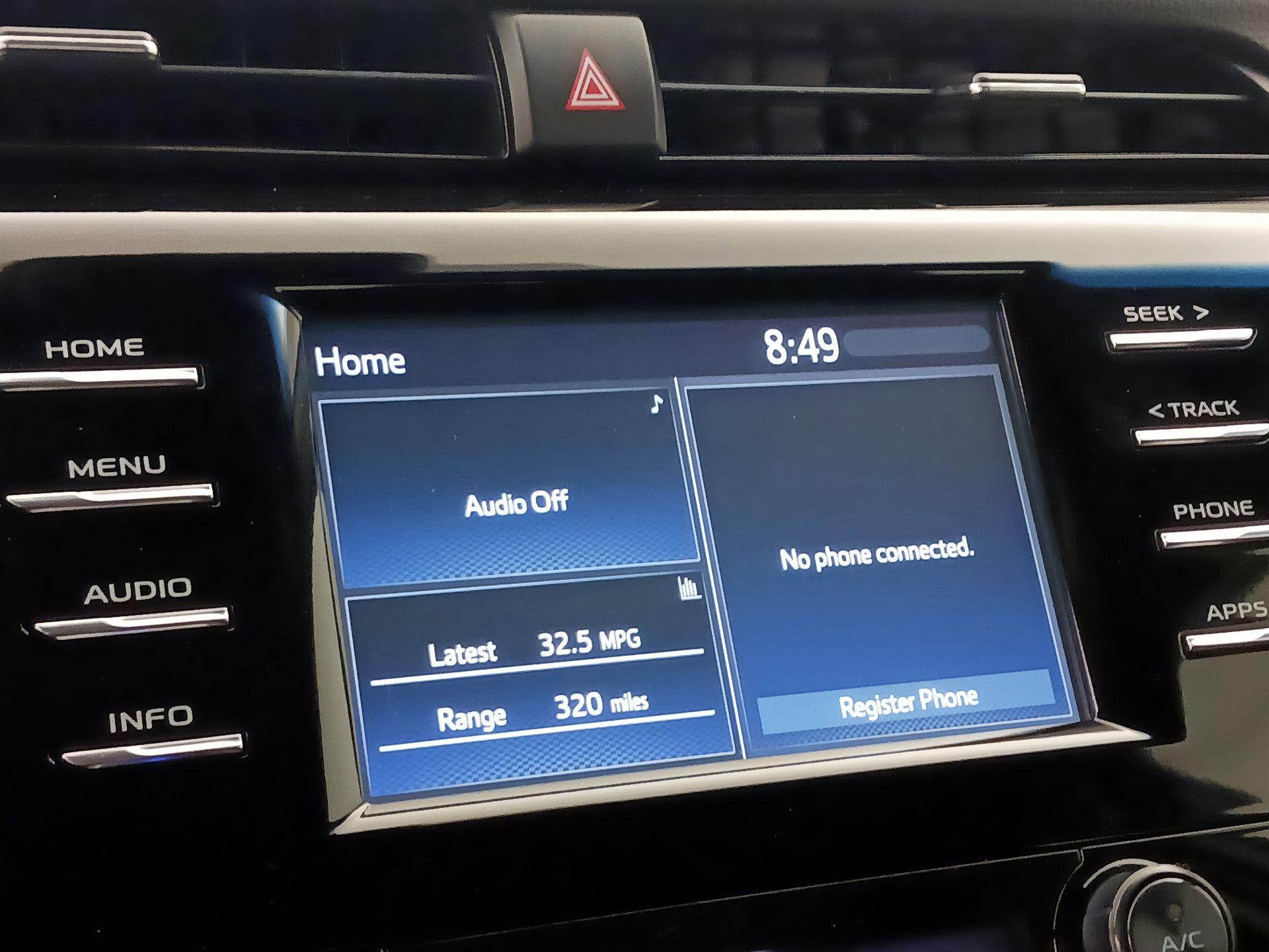 Thumbnail: 2018 Toyota Camry - 15