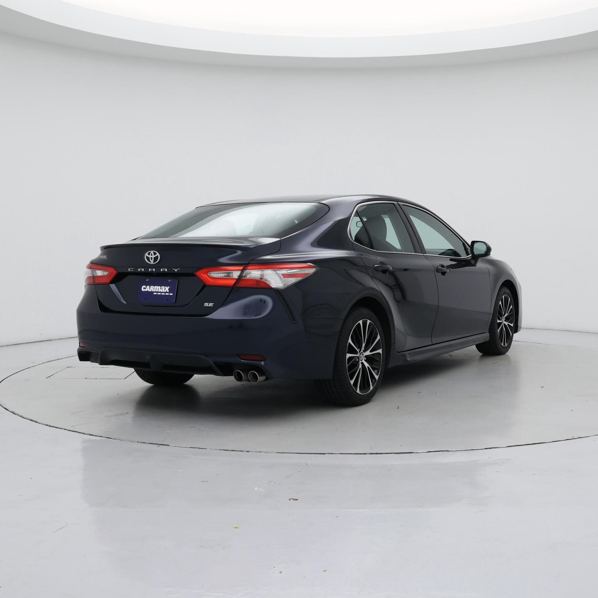 Thumbnail: 2018 Toyota Camry - 8