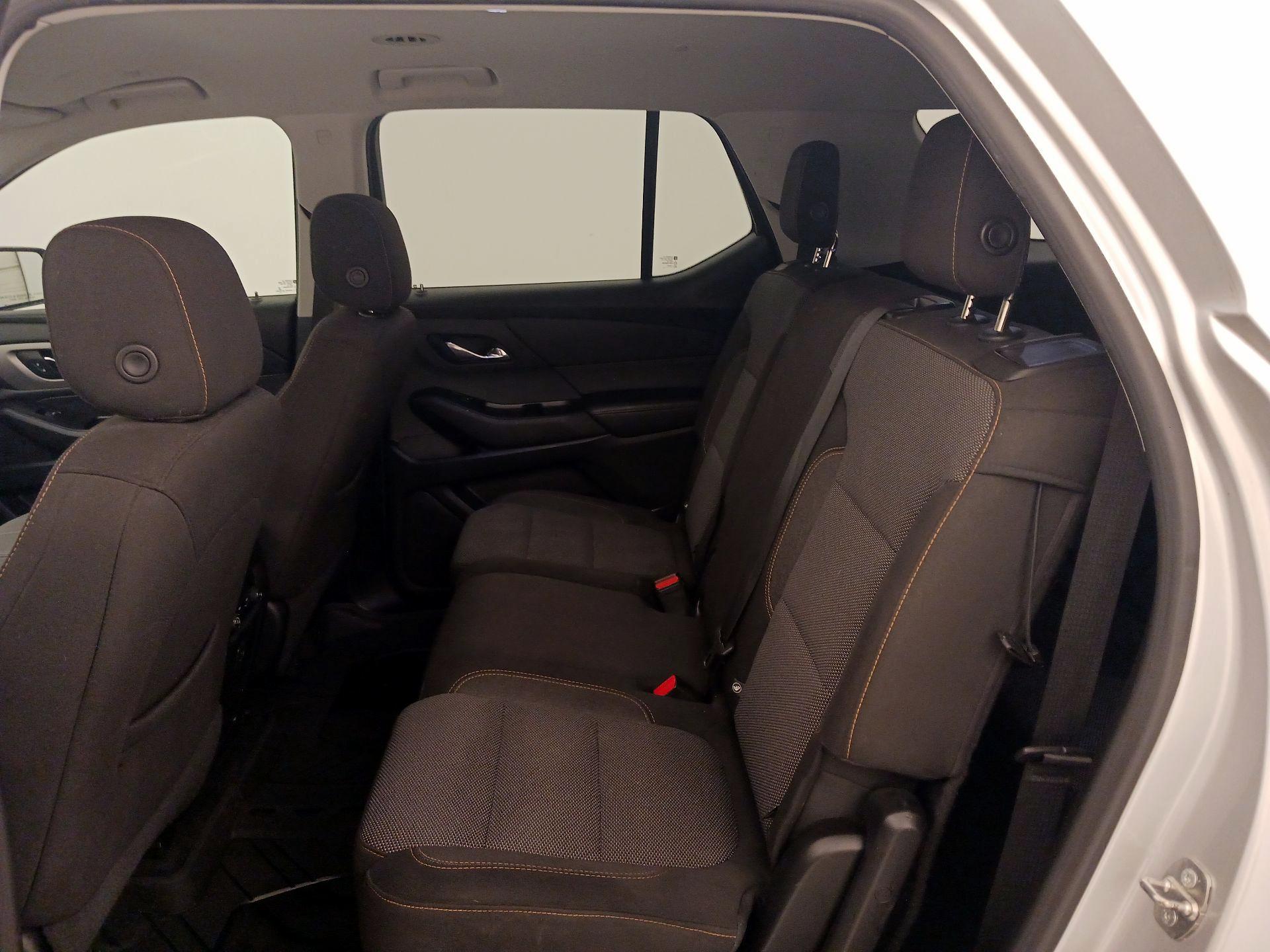 Thumbnail: 2018 Chevrolet Traverse - 19