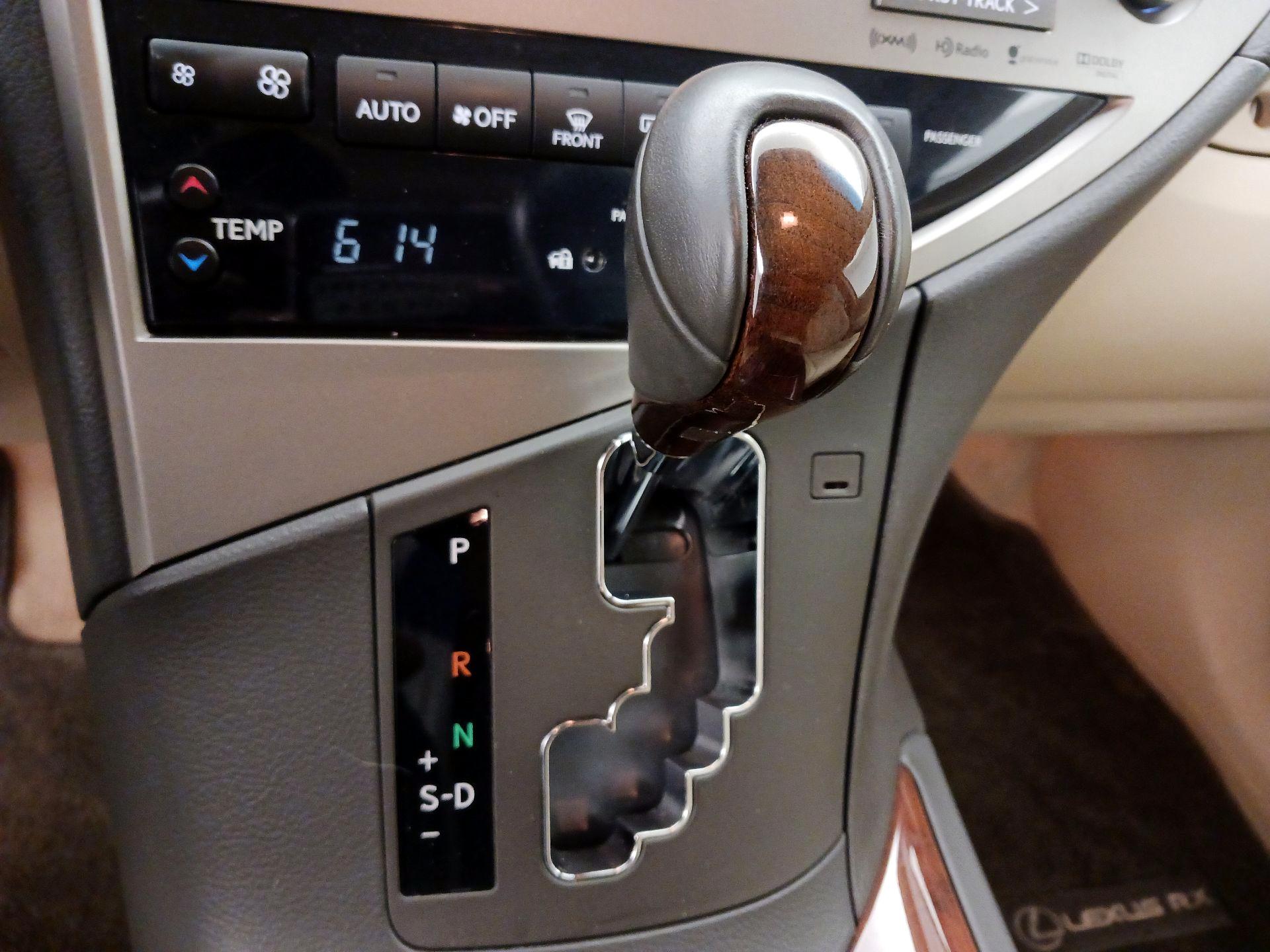 Thumbnail: 2015 Lexus RX - 18