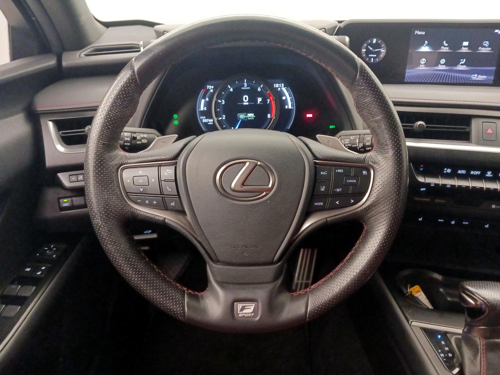 Thumbnail: 2019 Lexus UX - 10