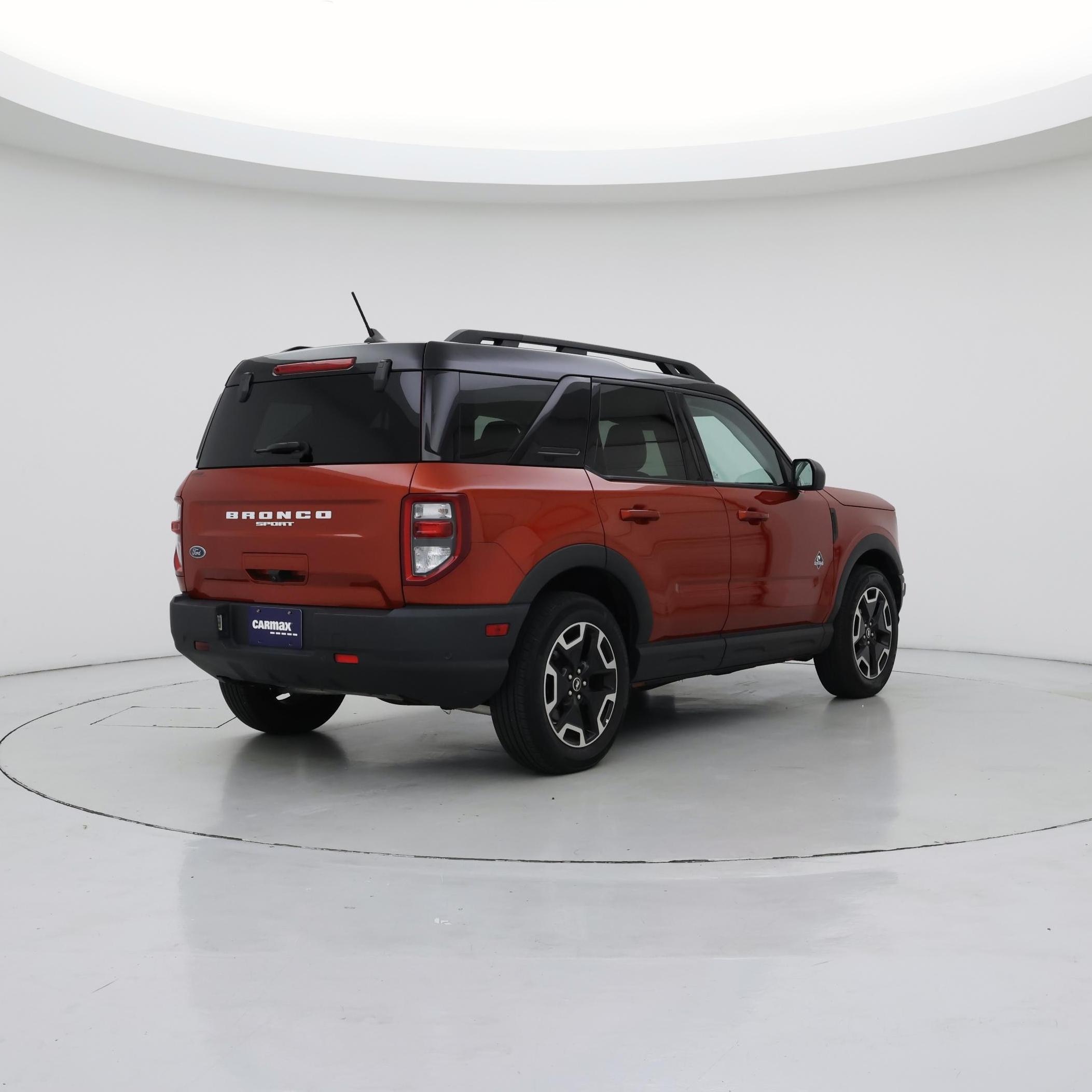 Thumbnail: 2022 Ford Bronco Sport - 8