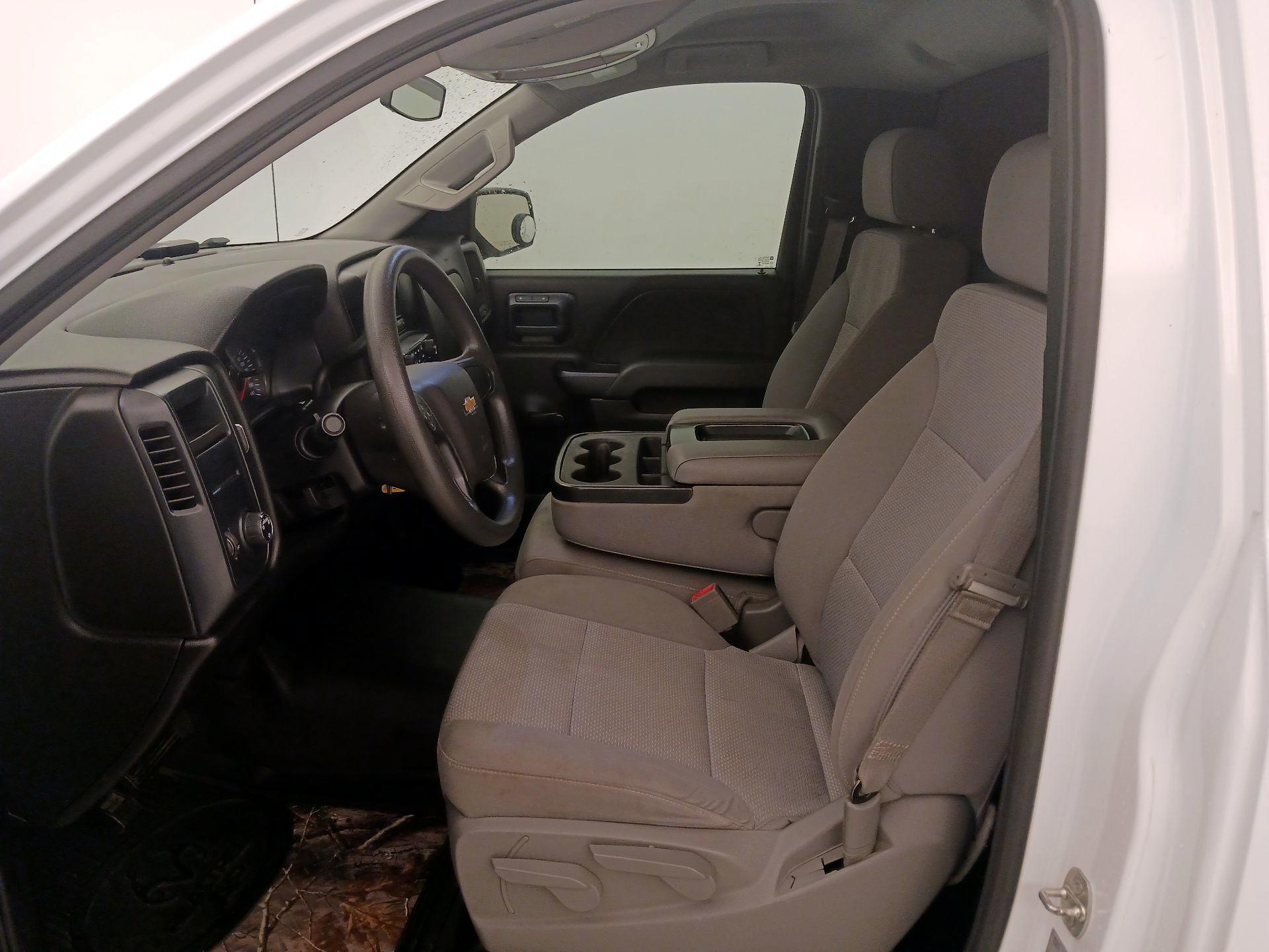Thumbnail: 2016 Chevrolet Silverado 1500 - 11