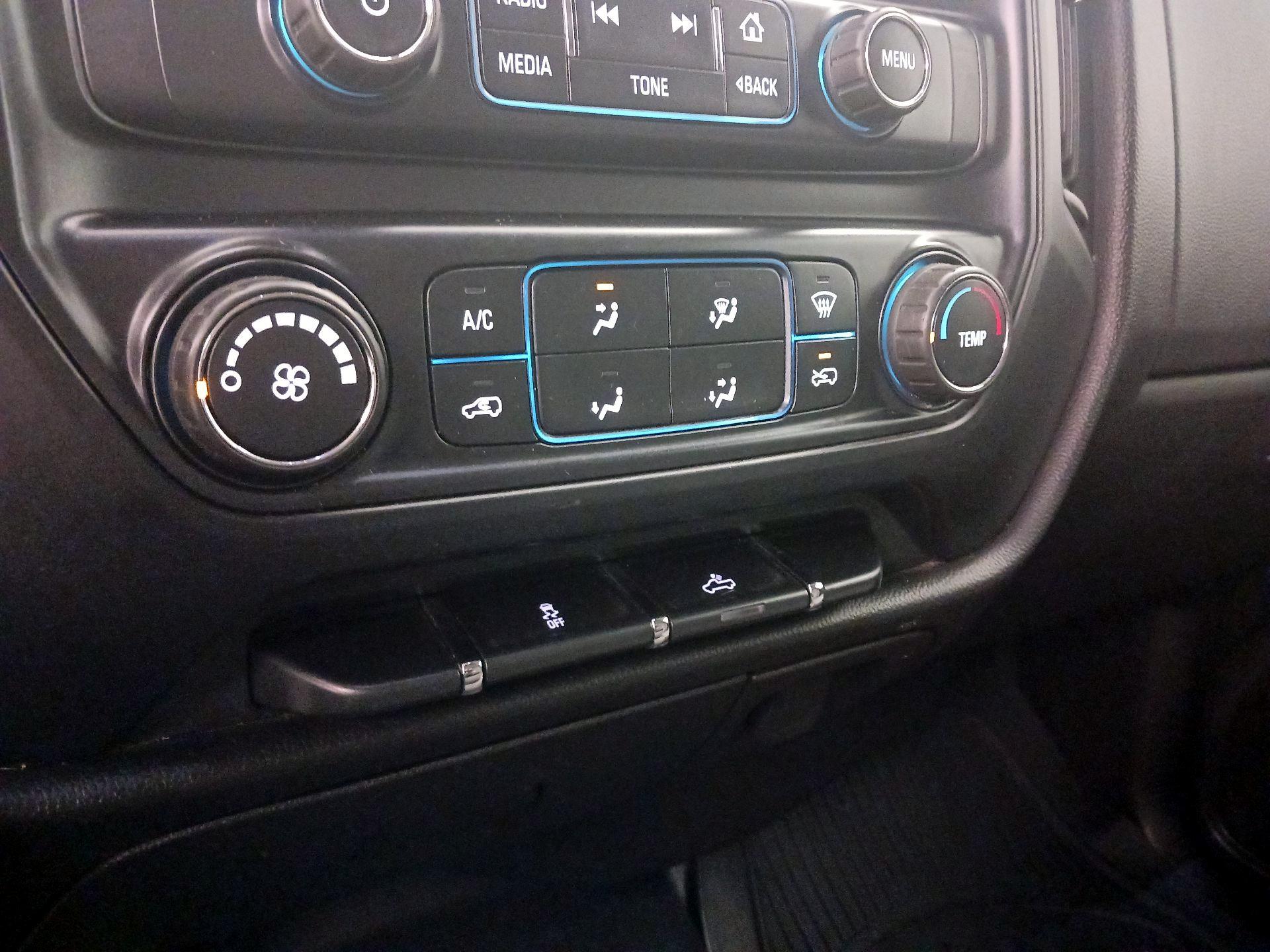 Thumbnail: 2016 Chevrolet Silverado 1500 - 15