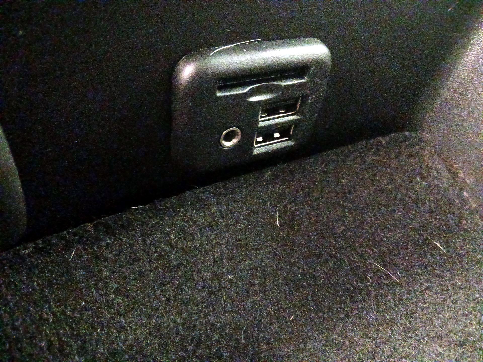 Thumbnail: 2016 Chevrolet Silverado 1500 - 17