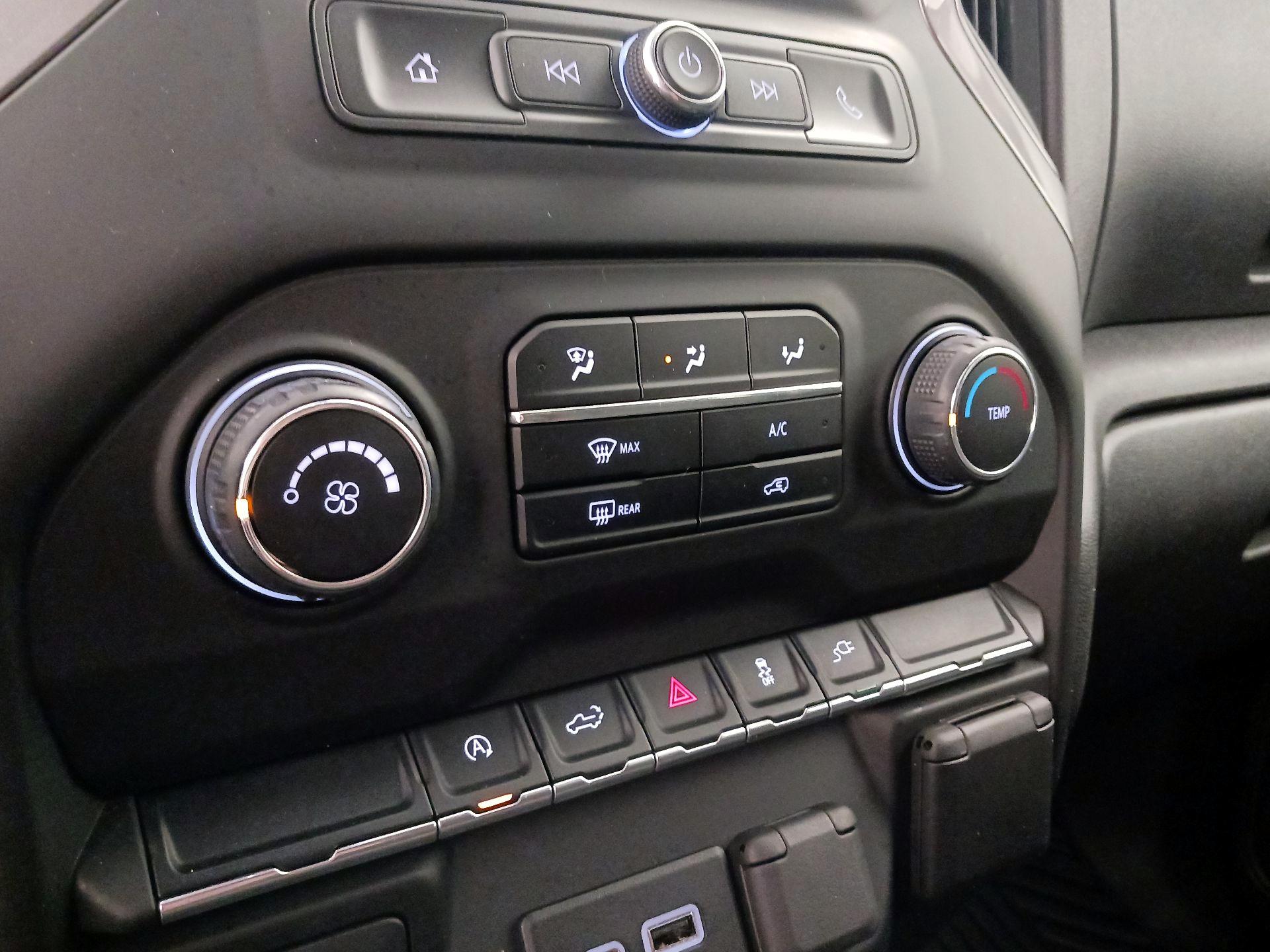 Thumbnail: 2021 Chevrolet Silverado 1500 - 15