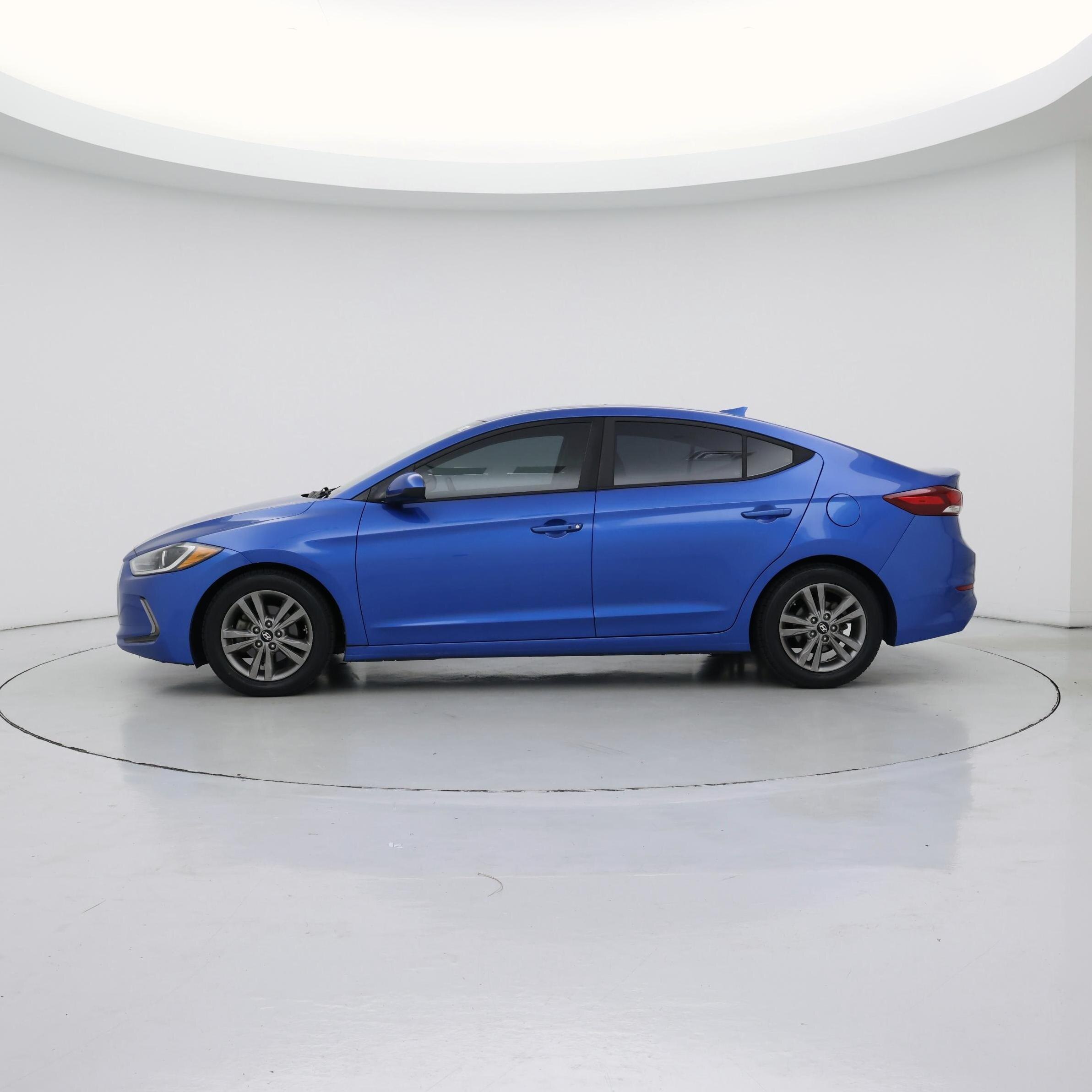 Thumbnail: 2018 Hyundai Elantra - 3