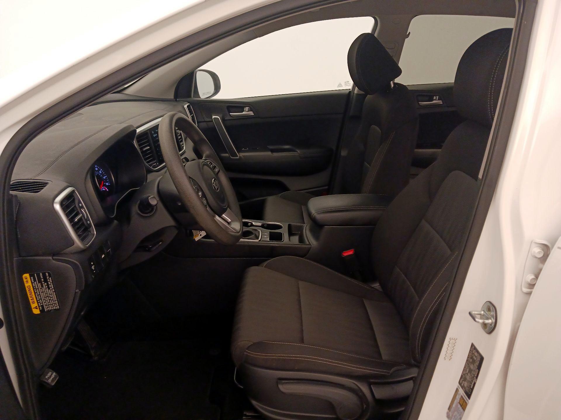 Thumbnail: 2020 Kia Sportage - 11