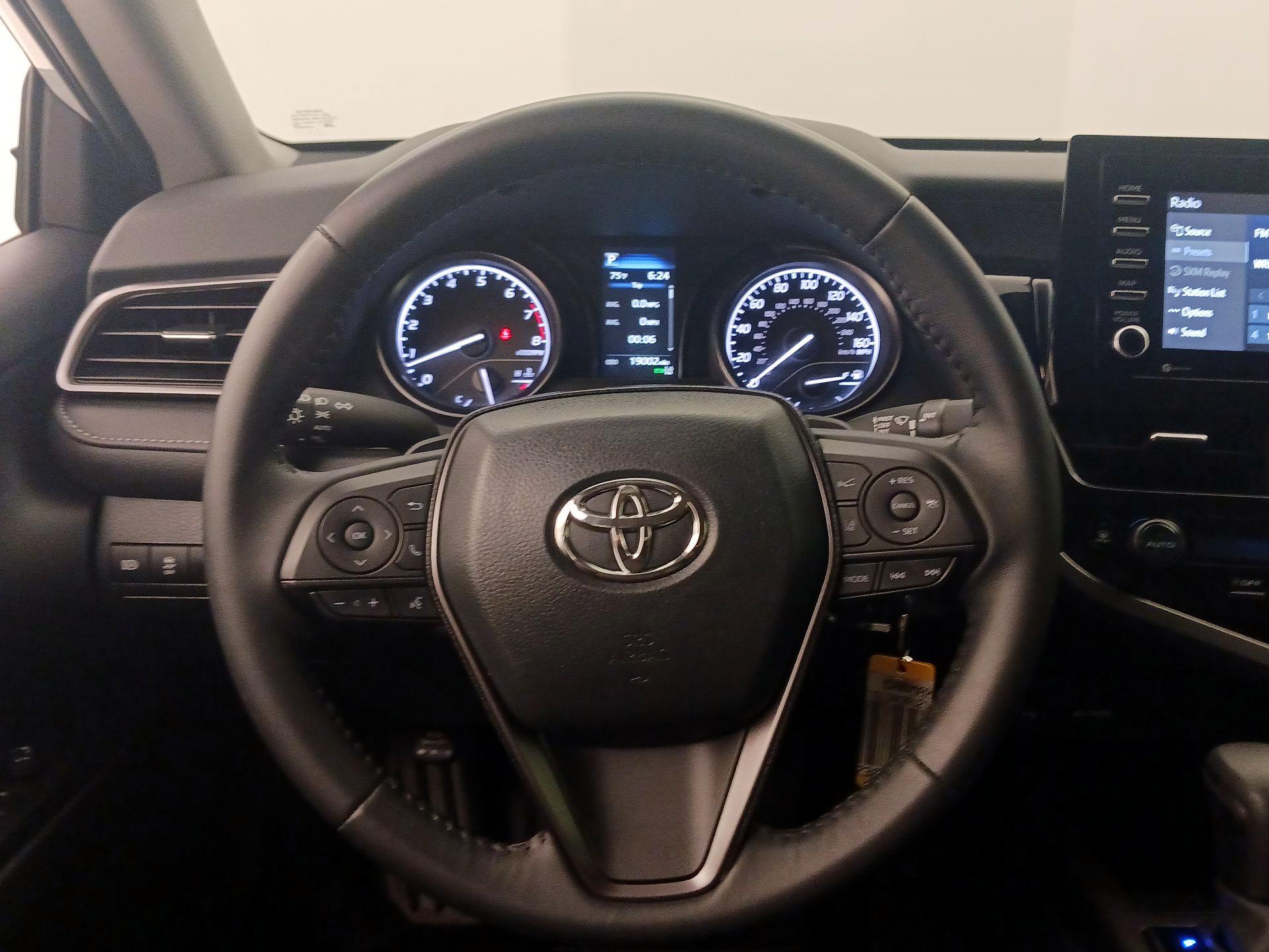 Thumbnail: 2024 Toyota Camry - 10