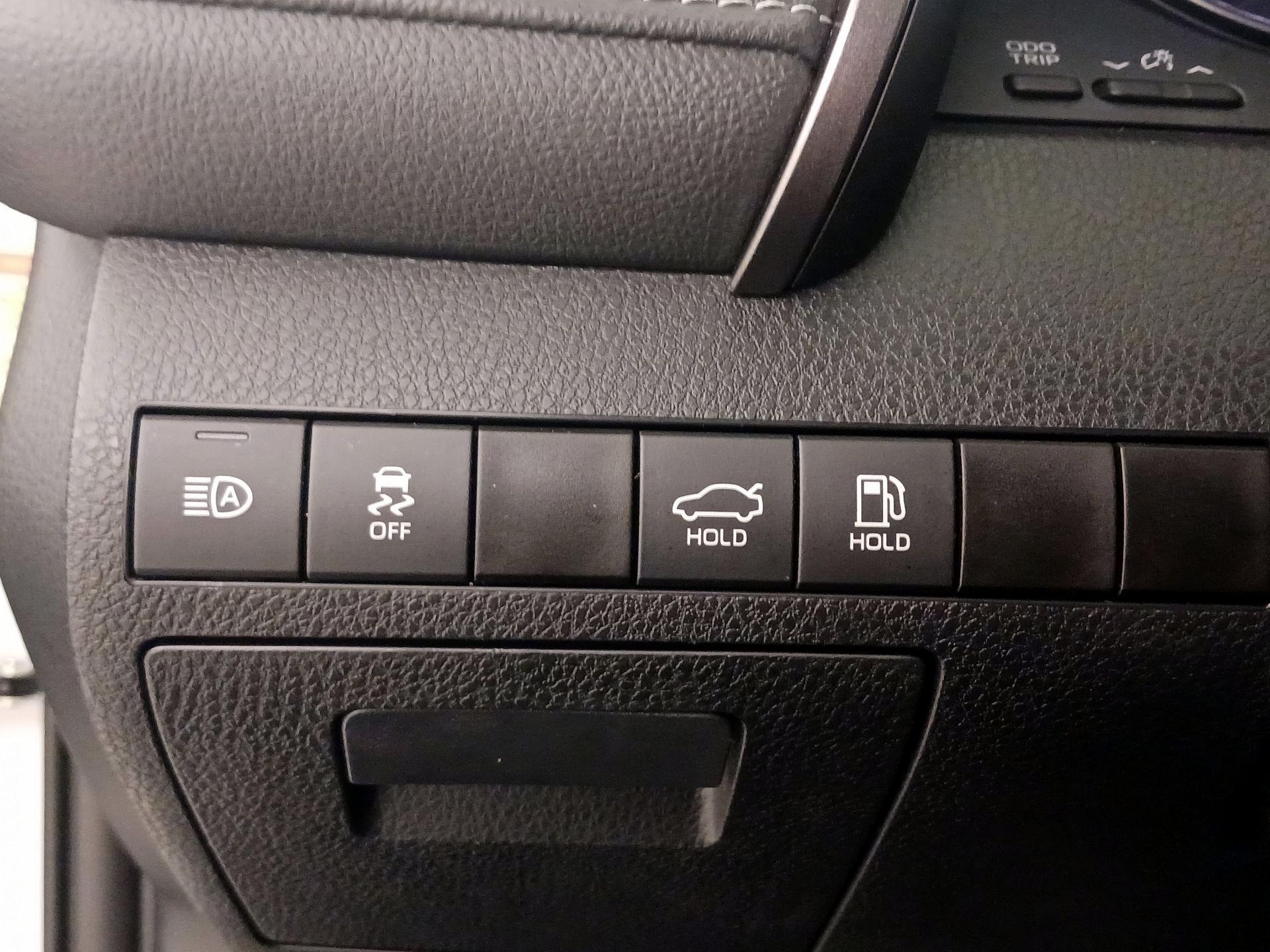 Thumbnail: 2024 Toyota Camry - 13