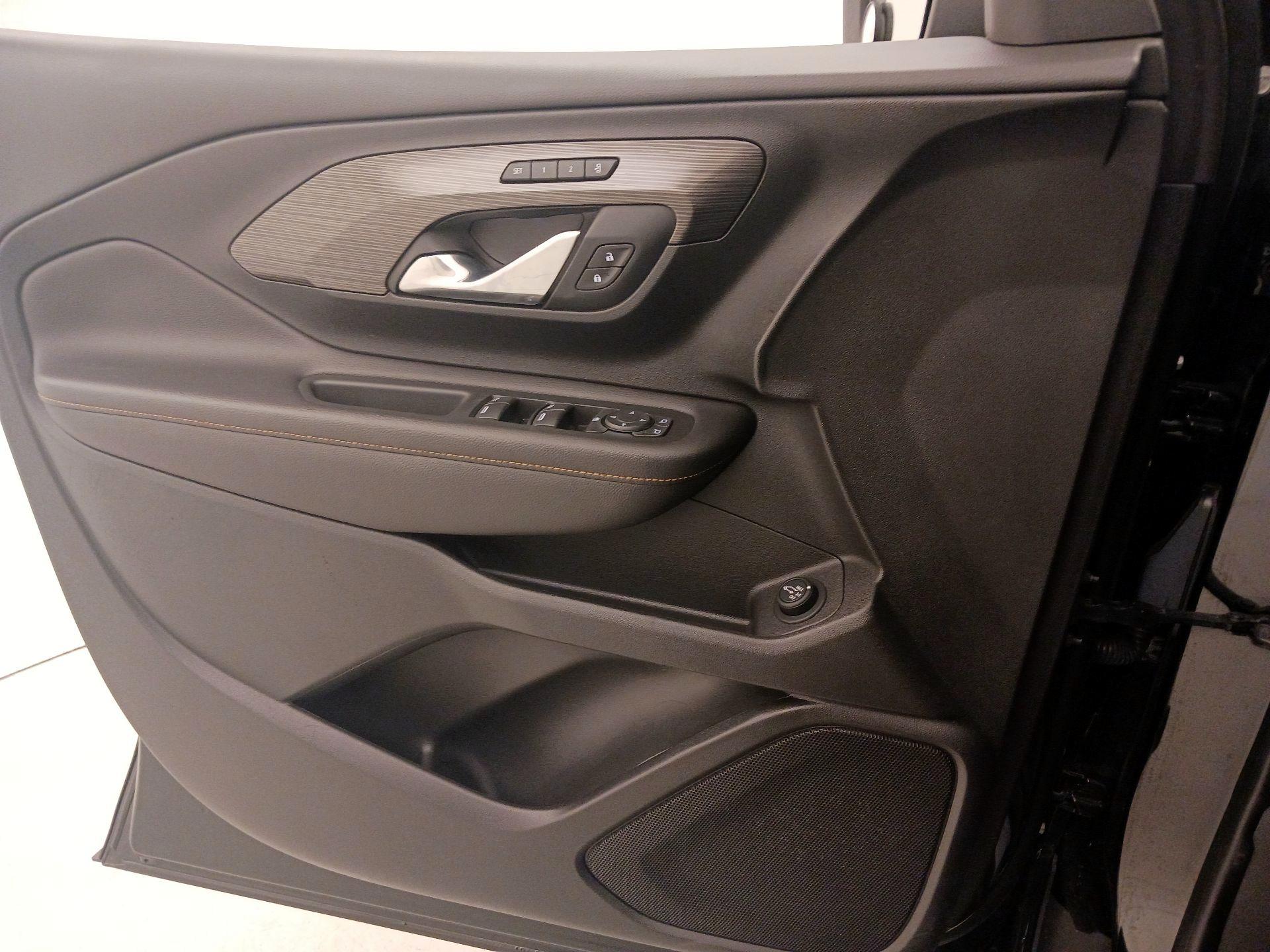 Thumbnail: 2021 GMC Terrain - 12